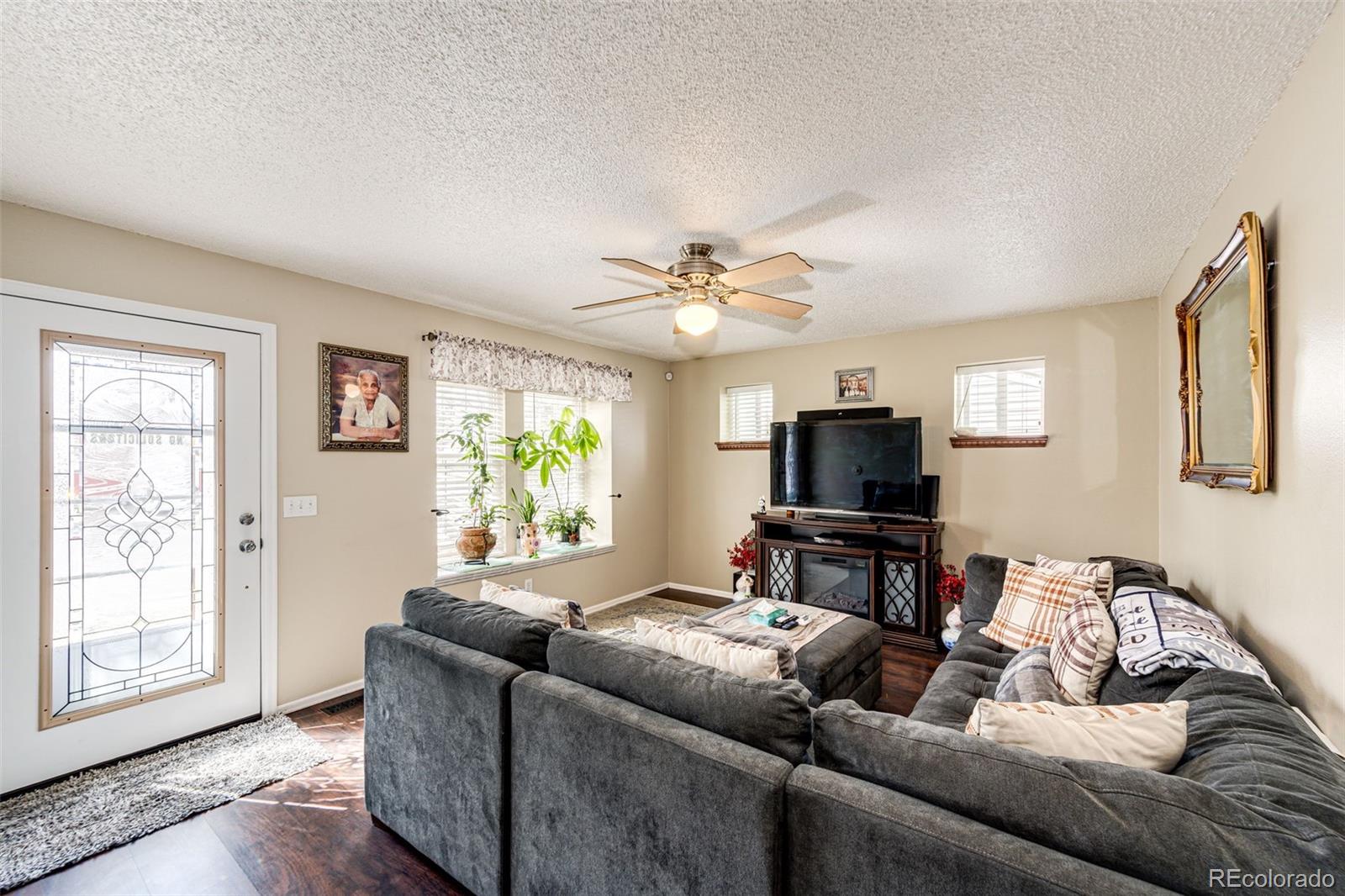MLS Image #3 for 20571 e coolidge place,aurora, Colorado