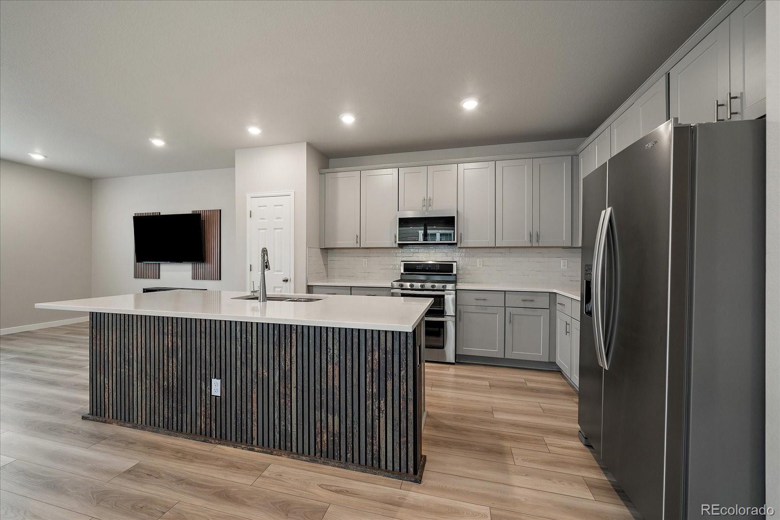 MLS Image #7 for 844  morning glory road,brighton, Colorado