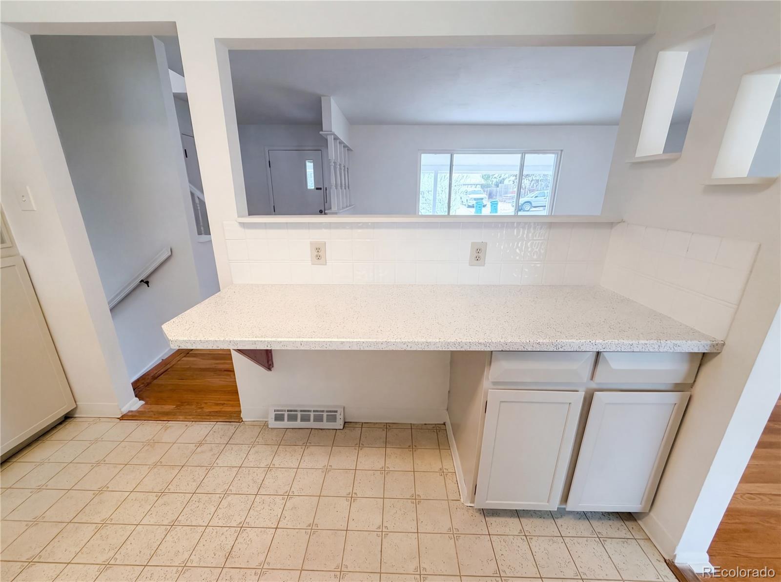 MLS Image #3 for 12806 e nevada circle,aurora, Colorado