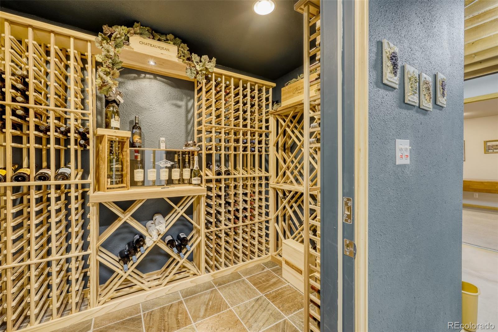 MLS Image #13 for 11017  balsam street,broomfield, Colorado