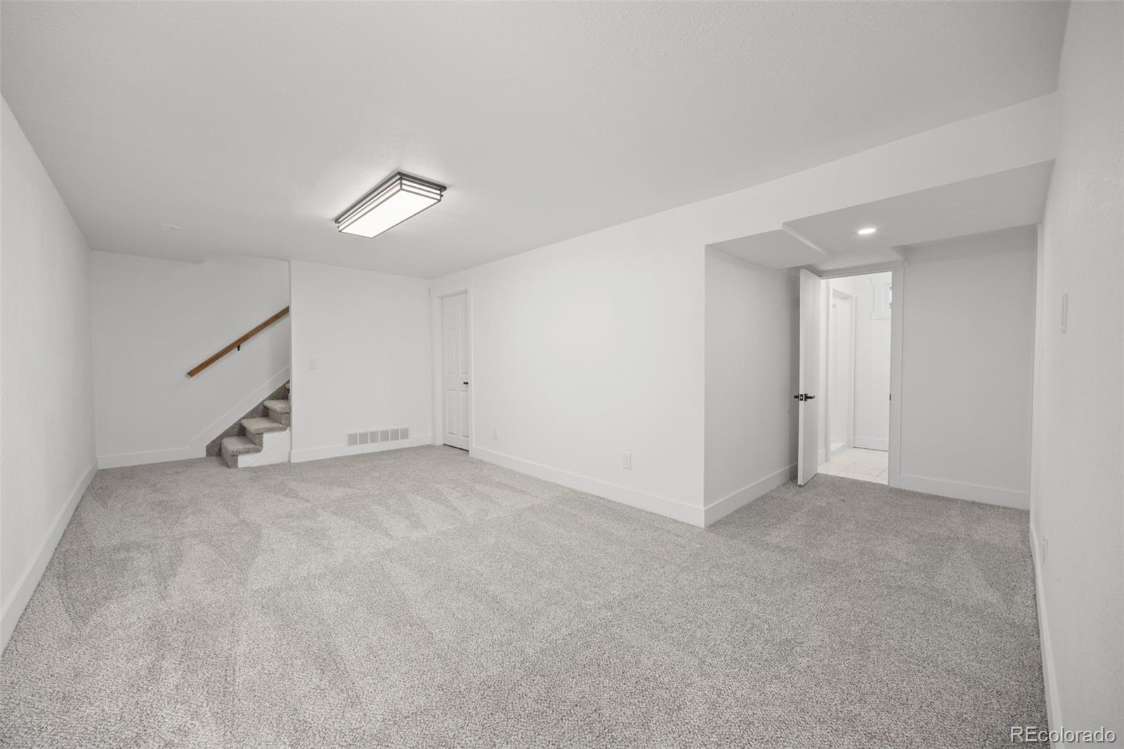 MLS Image #20 for 1607 s oakland street,aurora, Colorado