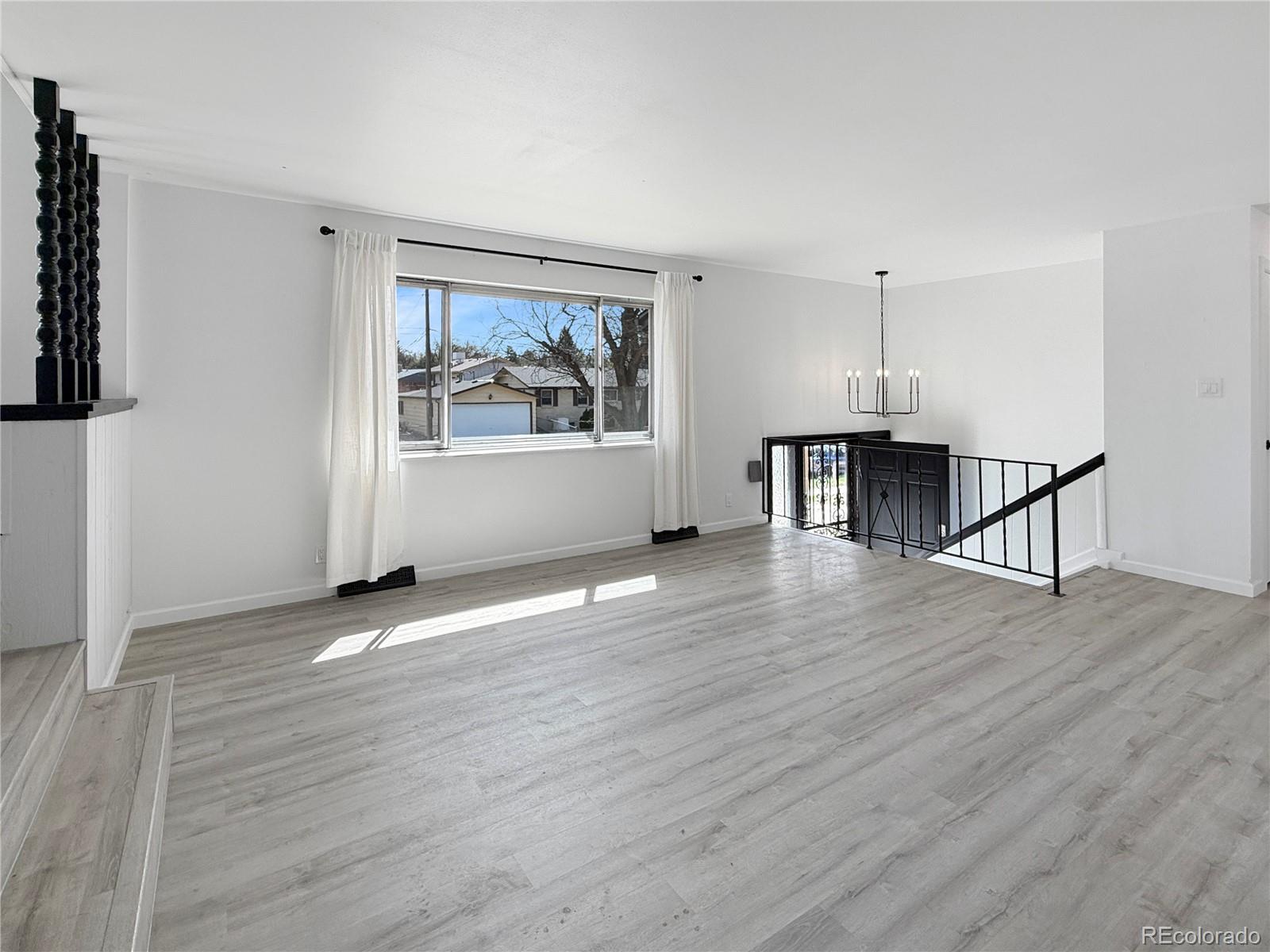 MLS Image #4 for 483 s moline street,aurora, Colorado
