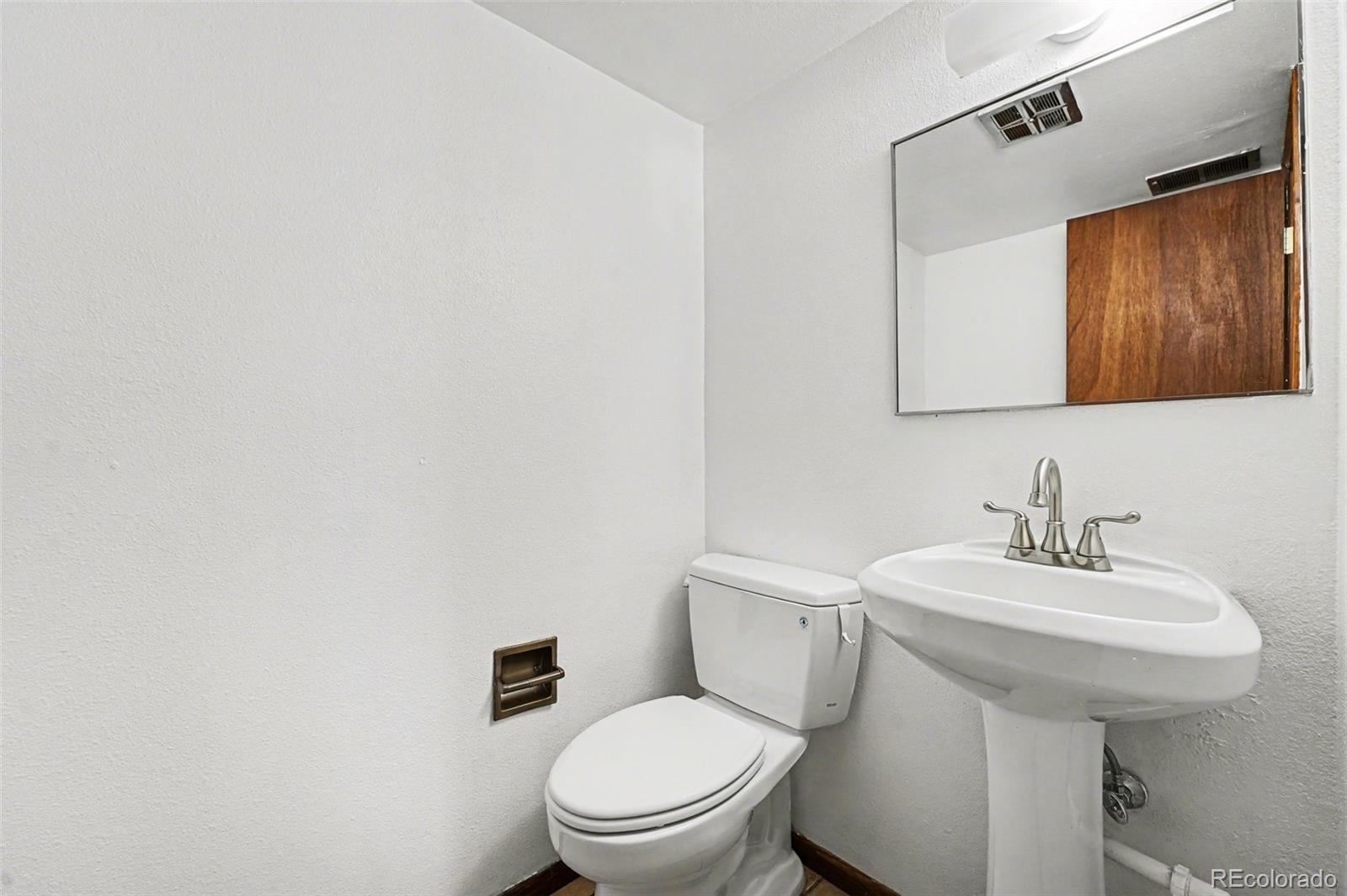 MLS Image #10 for 9755 w iowa drive,lakewood, Colorado