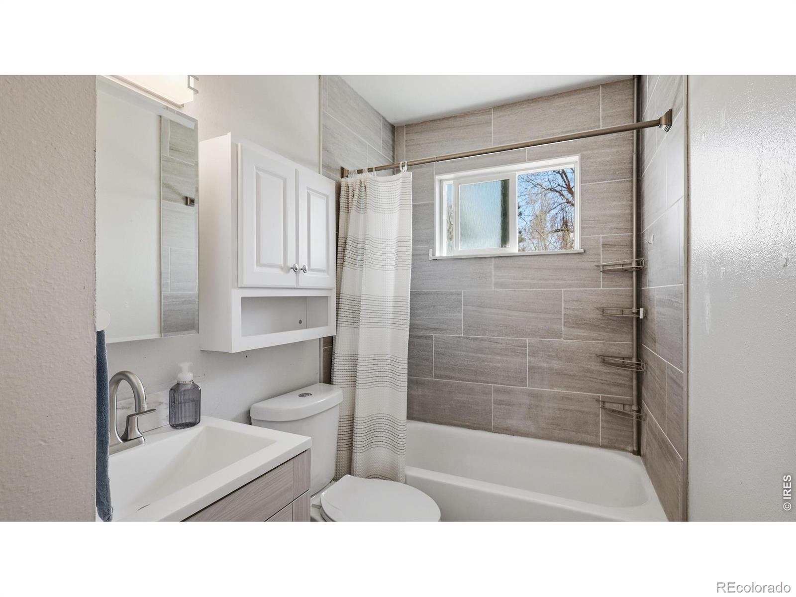 MLS Image #5 for 283  ley drive,la salle, Colorado