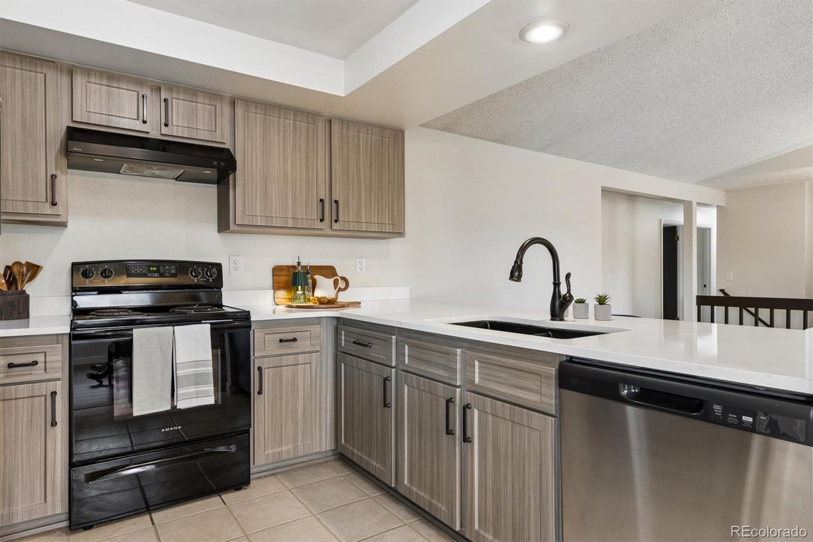 MLS Image #9 for 1909  sandhurst drive,castle rock, Colorado