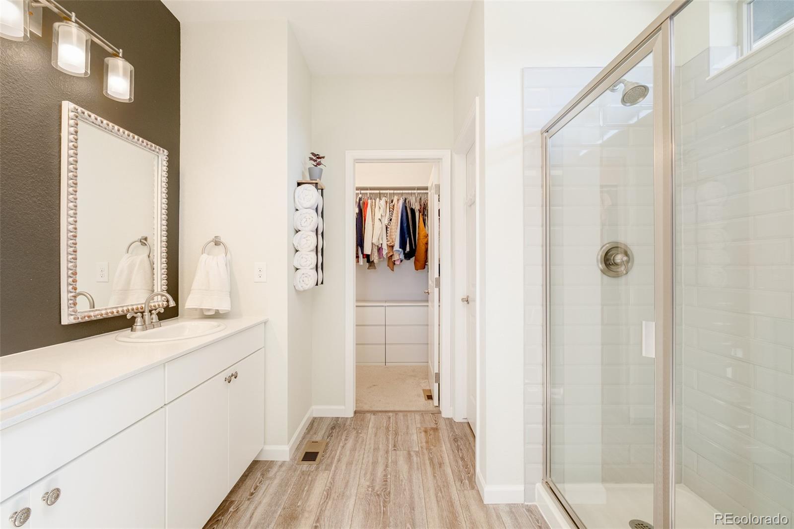 MLS Image #13 for 26810 e cedar avenue,aurora, Colorado