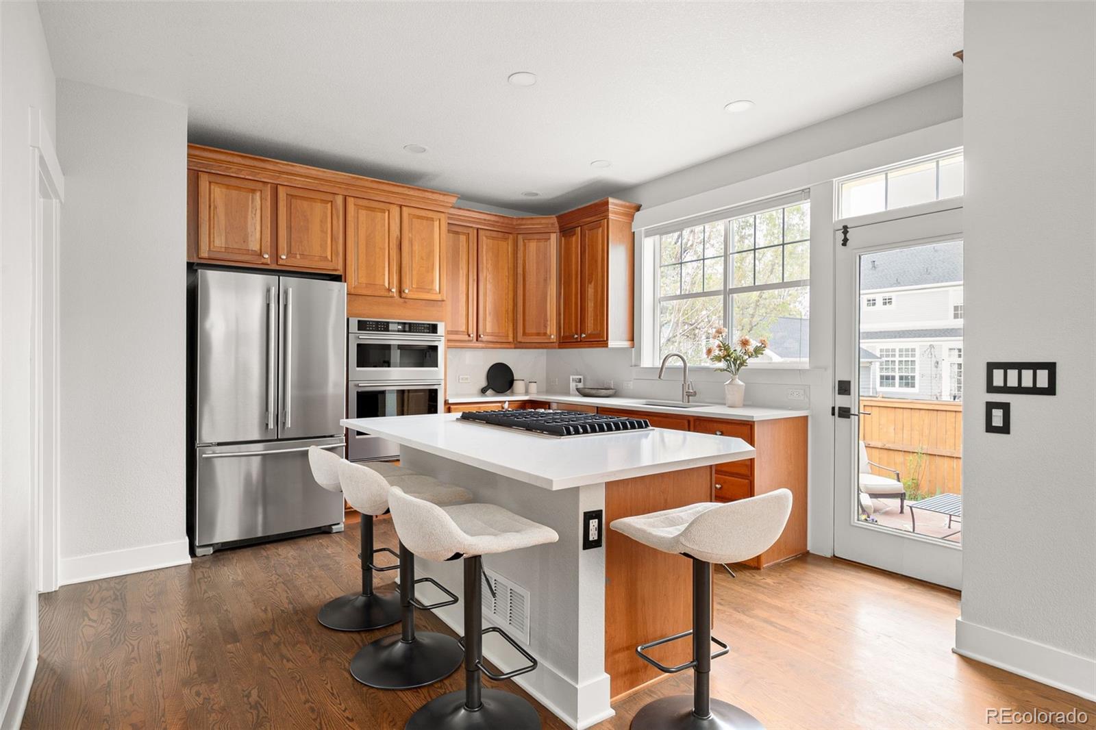 MLS Image #12 for 1028  syracuse street,denver, Colorado