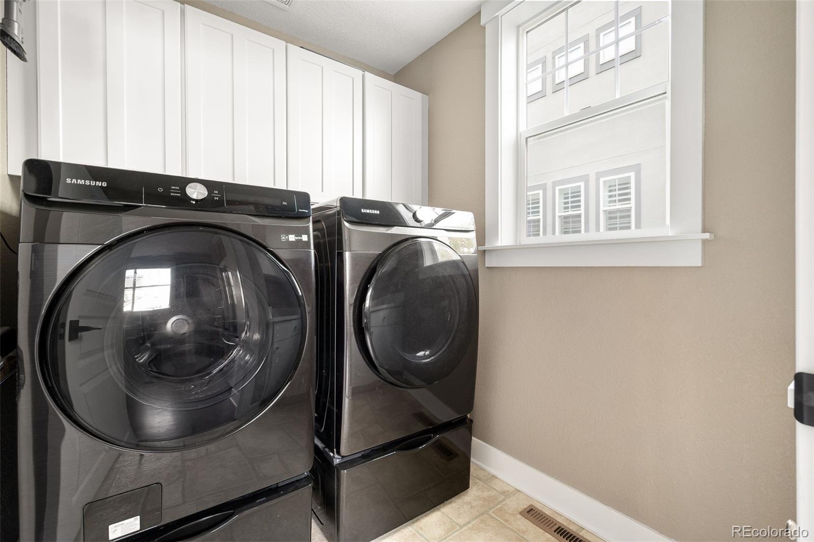 MLS Image #15 for 1028  syracuse street,denver, Colorado