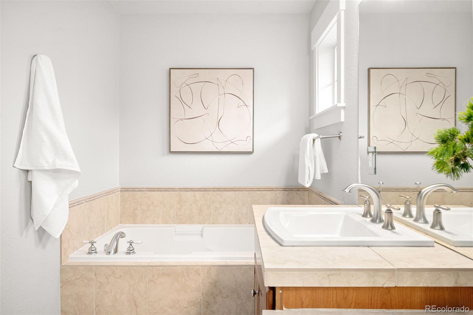 MLS Image #19 for 1028  syracuse street,denver, Colorado