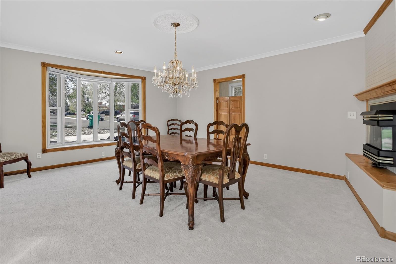 MLS Image #12 for 6106 s valleyview street,littleton, Colorado