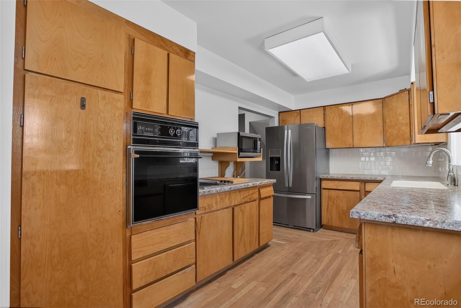 MLS Image #22 for 6106 s valleyview street,littleton, Colorado