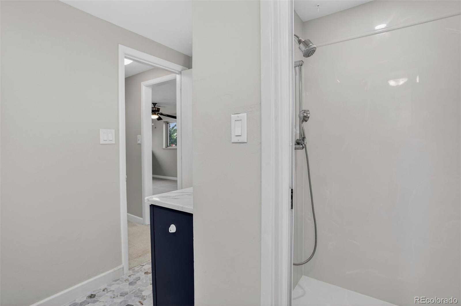 MLS Image #35 for 6106 s valleyview street,littleton, Colorado