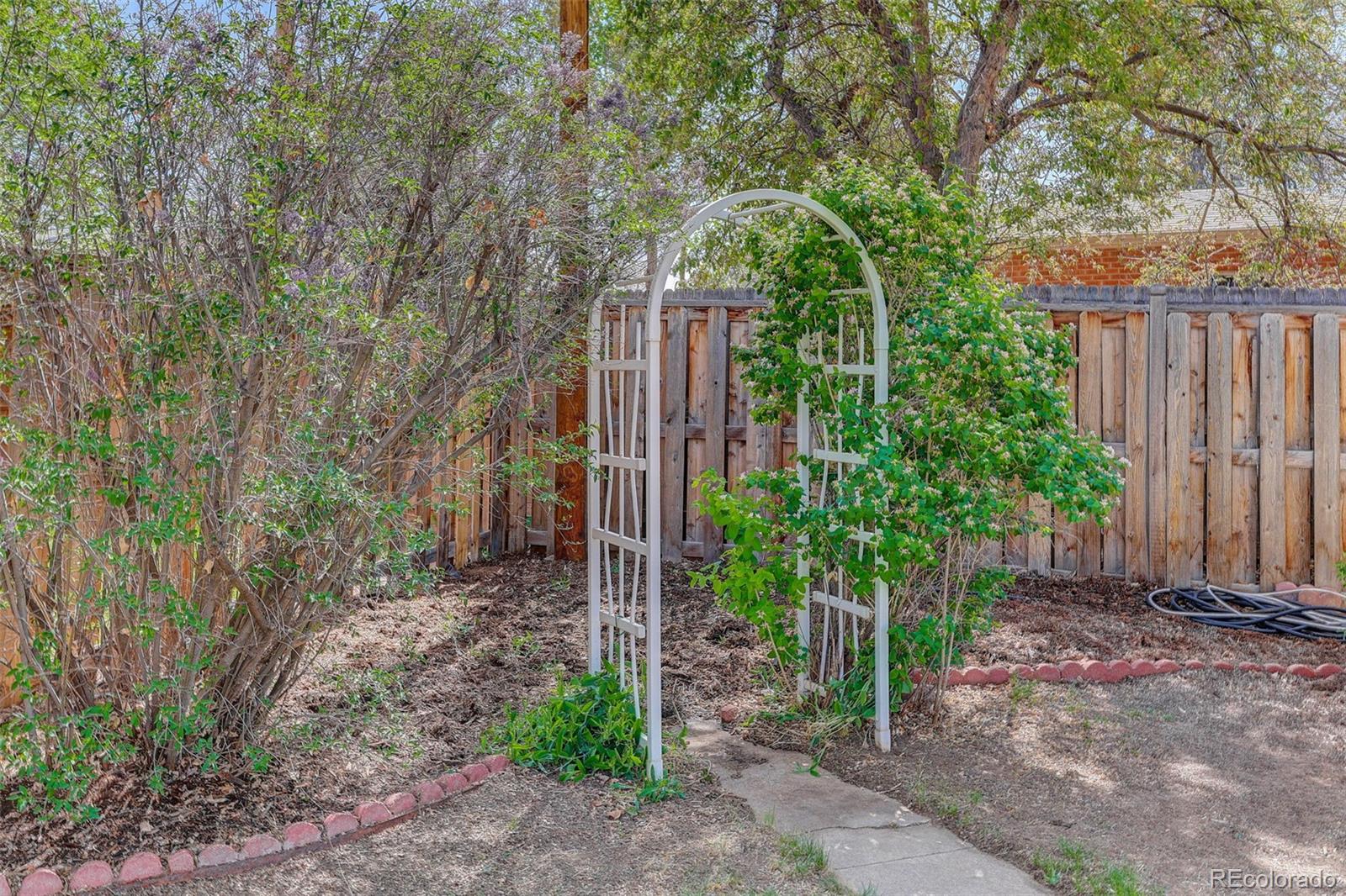 MLS Image #48 for 6106 s valleyview street,littleton, Colorado