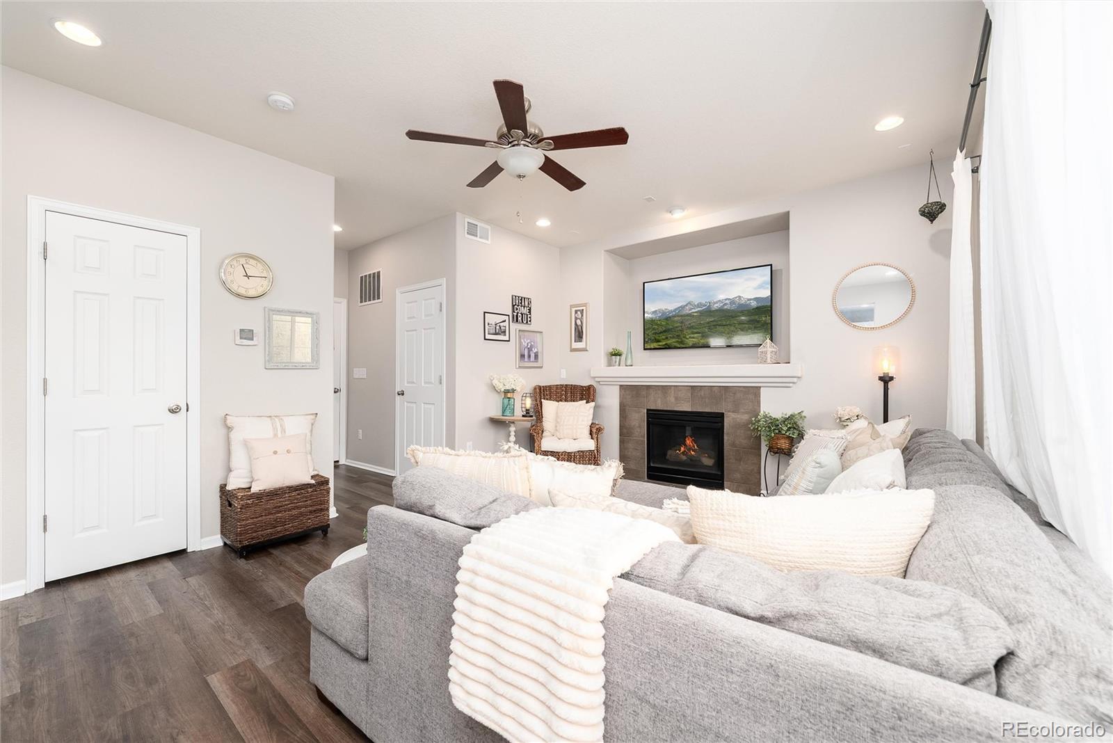 MLS Image #14 for 2087  coach house loop,castle rock, Colorado
