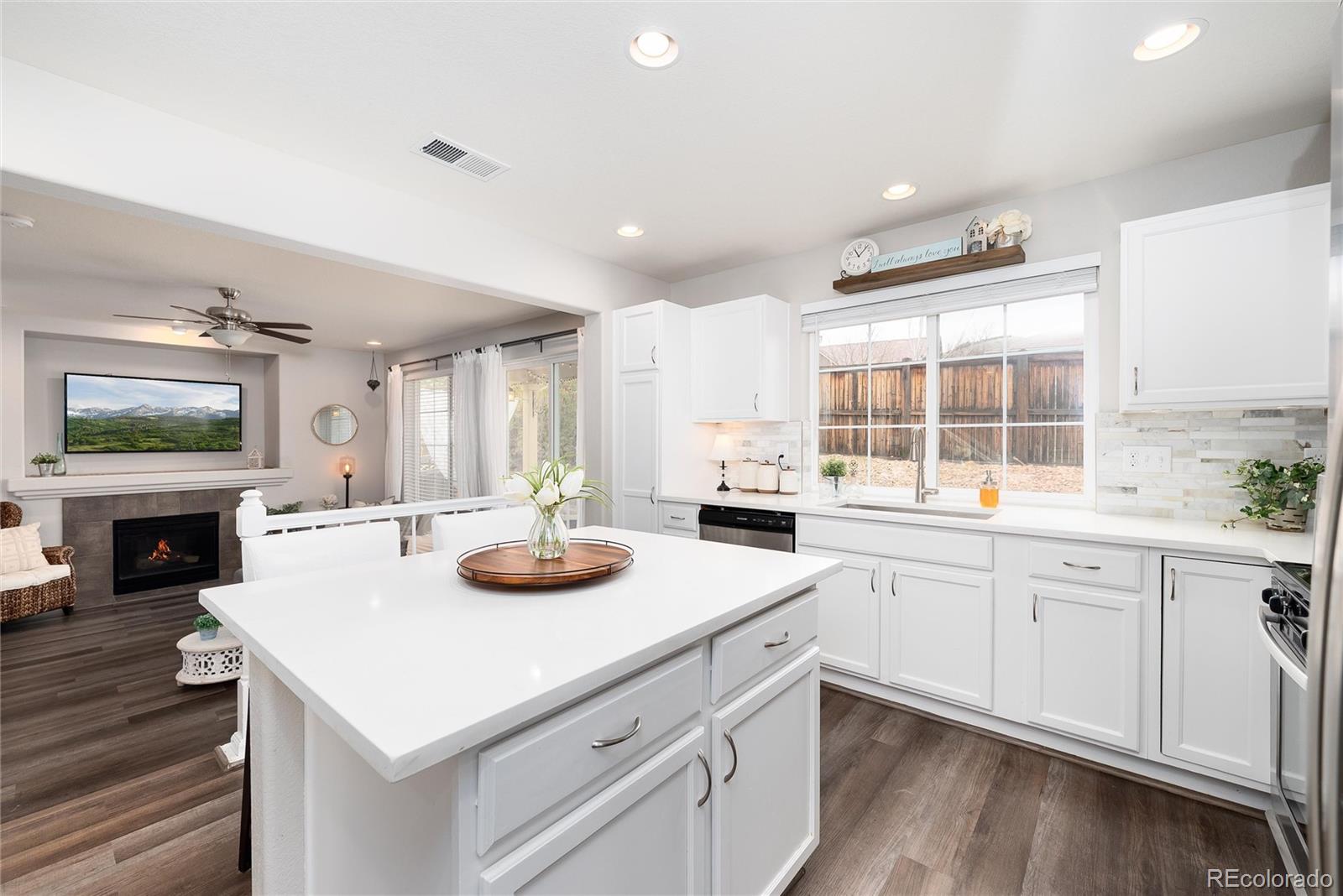MLS Image #8 for 2087  coach house loop,castle rock, Colorado
