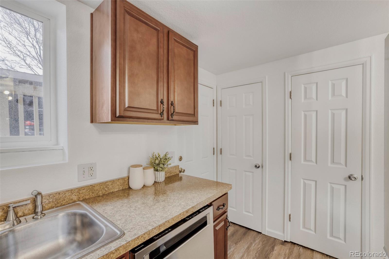 MLS Image #13 for 2190 s holly street 112,denver, Colorado