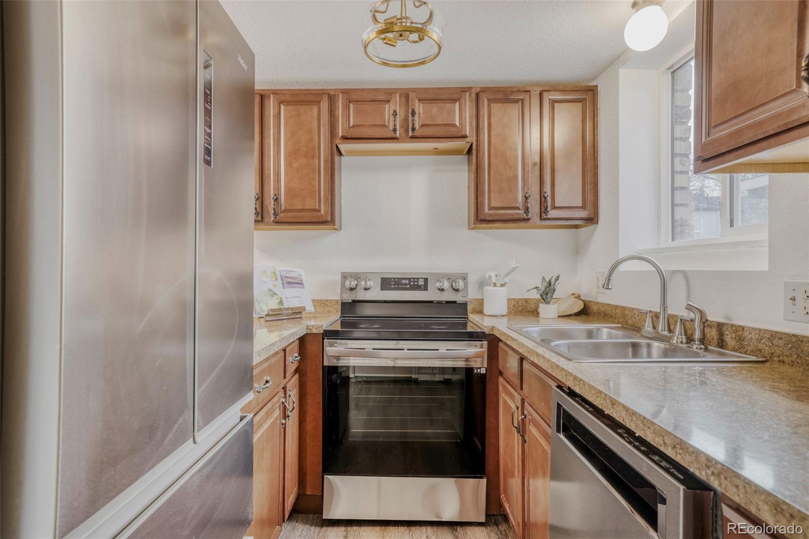 MLS Image #14 for 2190 s holly street 112,denver, Colorado