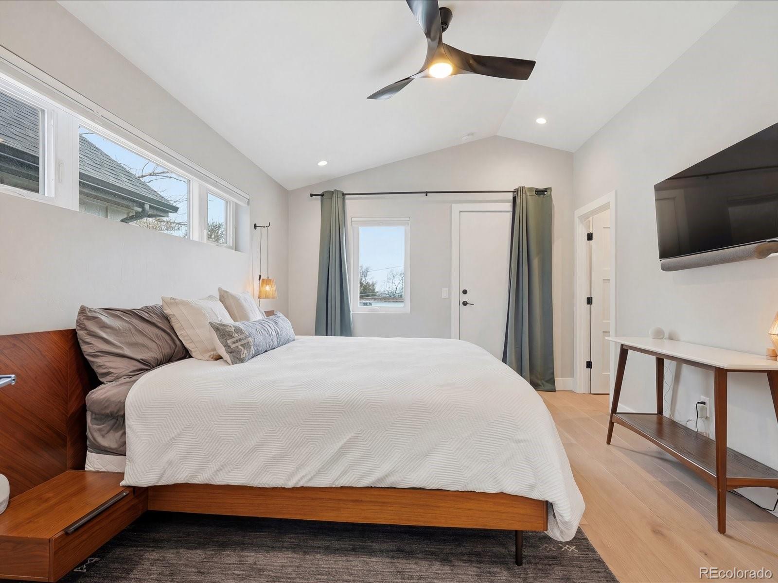 MLS Image #14 for 3280 w hayward place,denver, Colorado