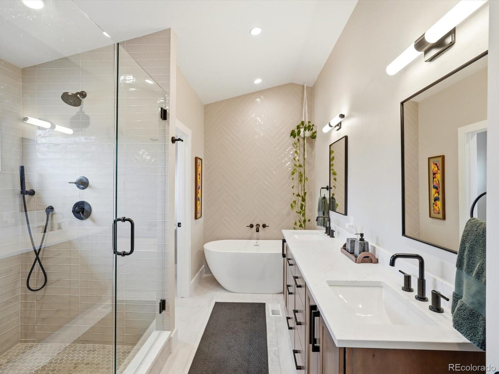 MLS Image #18 for 3280 w hayward place,denver, Colorado