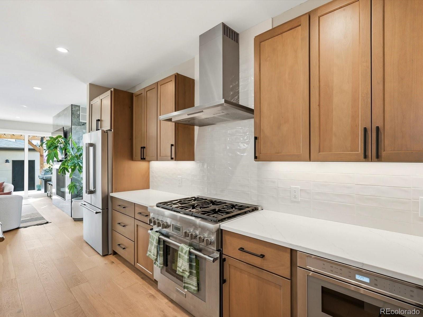 MLS Image #5 for 3280 w hayward place,denver, Colorado