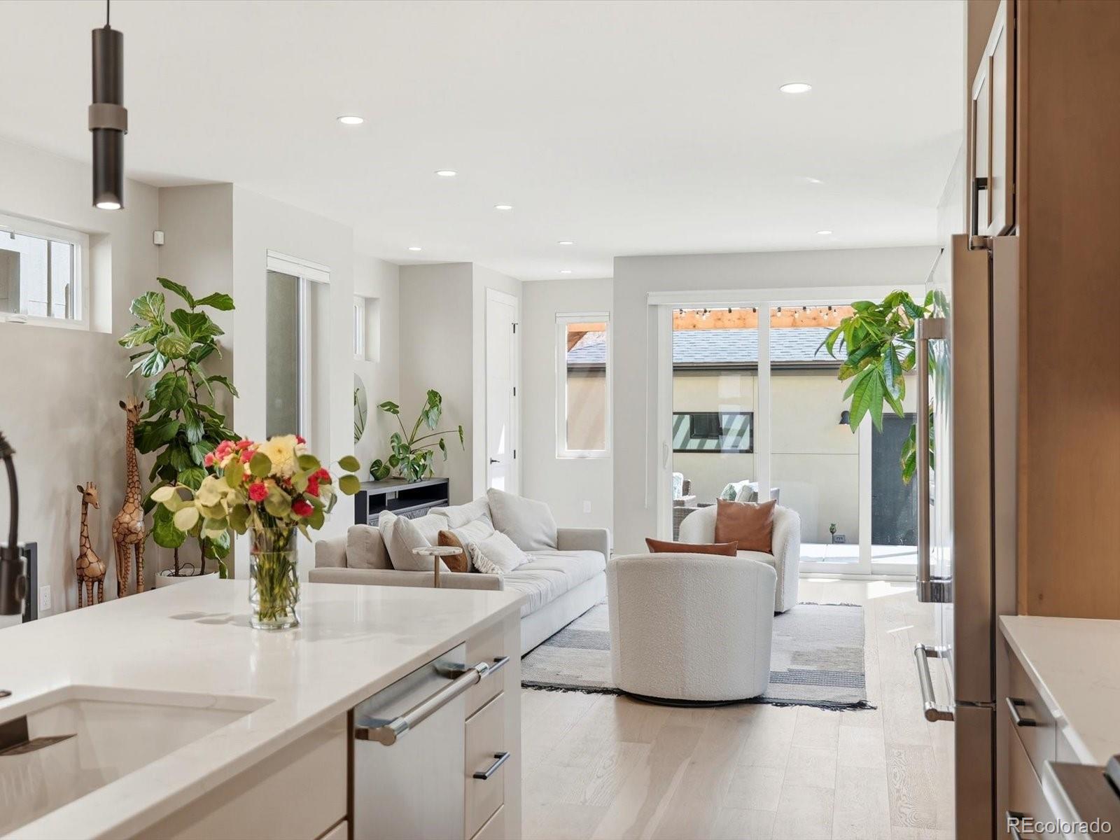 MLS Image #8 for 3280 w hayward place,denver, Colorado