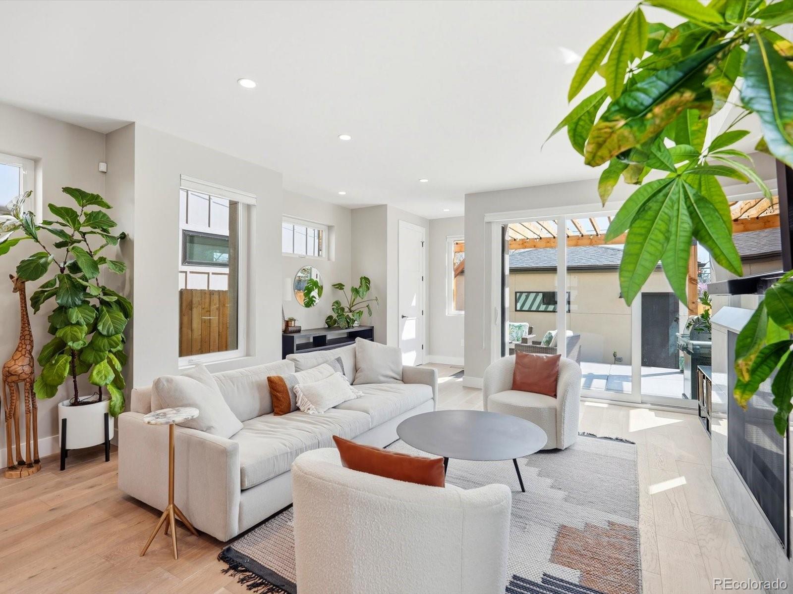 MLS Image #9 for 3280 w hayward place,denver, Colorado