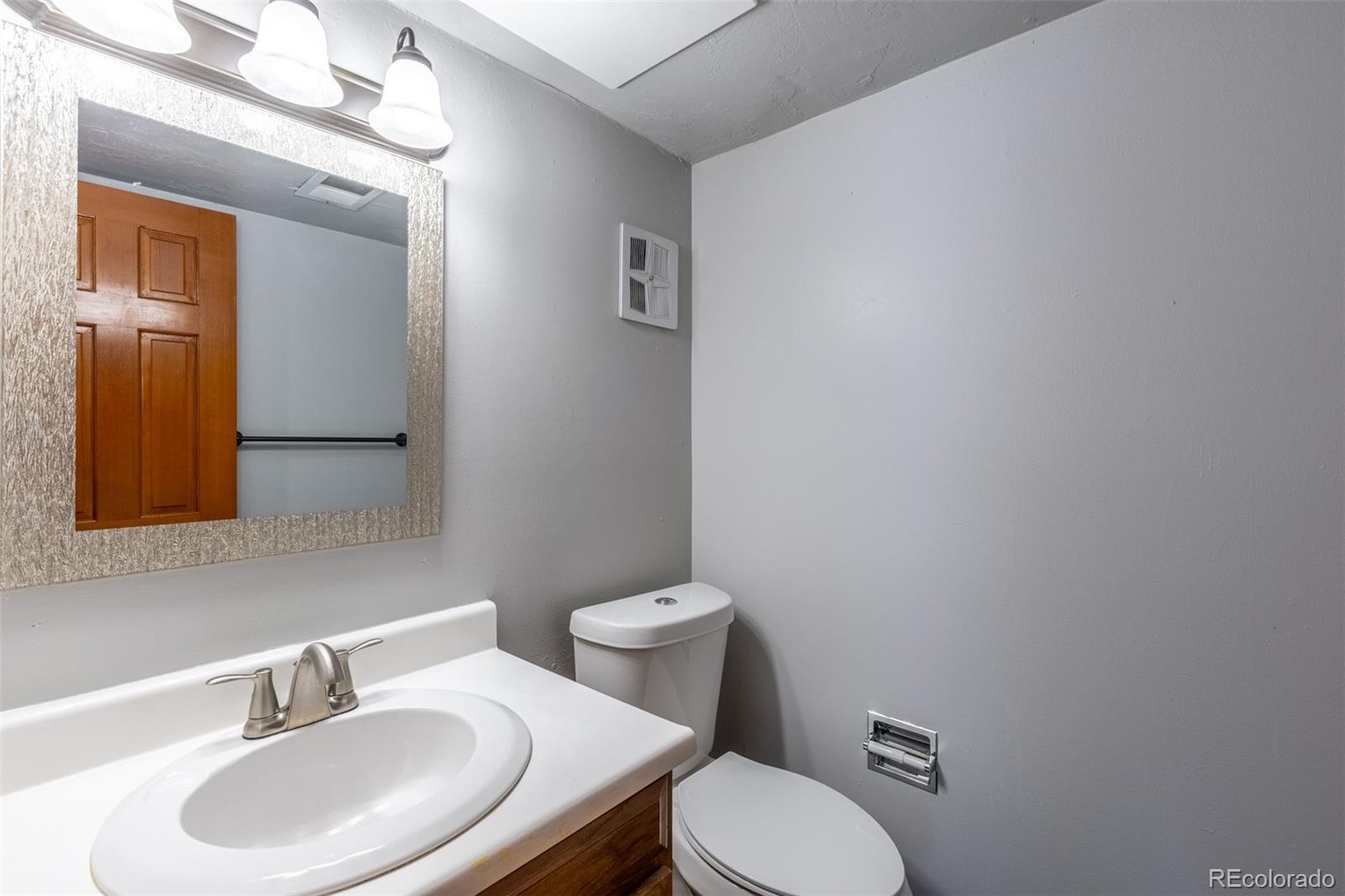 MLS Image #24 for 16565 e girard avenue,aurora, Colorado