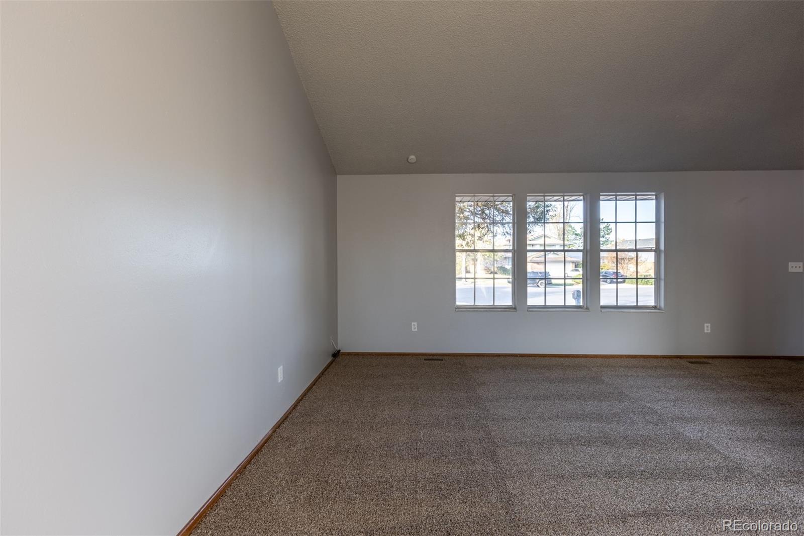 MLS Image #4 for 16565 e girard avenue,aurora, Colorado