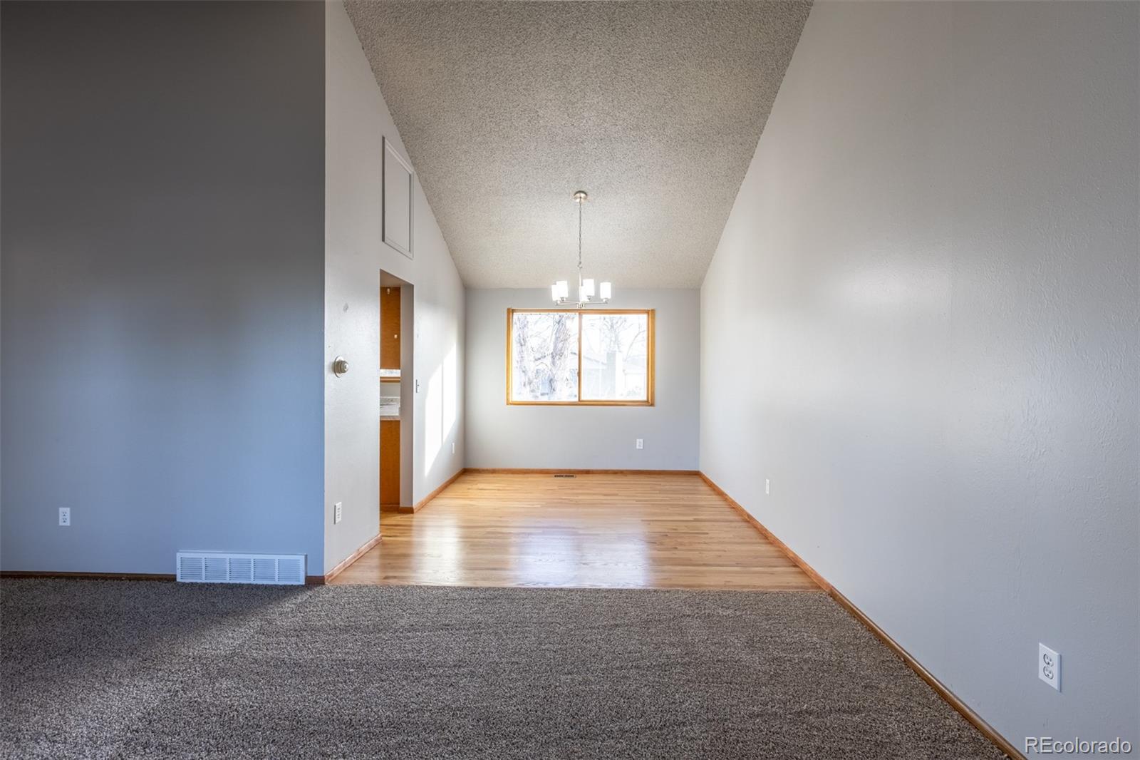 MLS Image #5 for 16565 e girard avenue,aurora, Colorado
