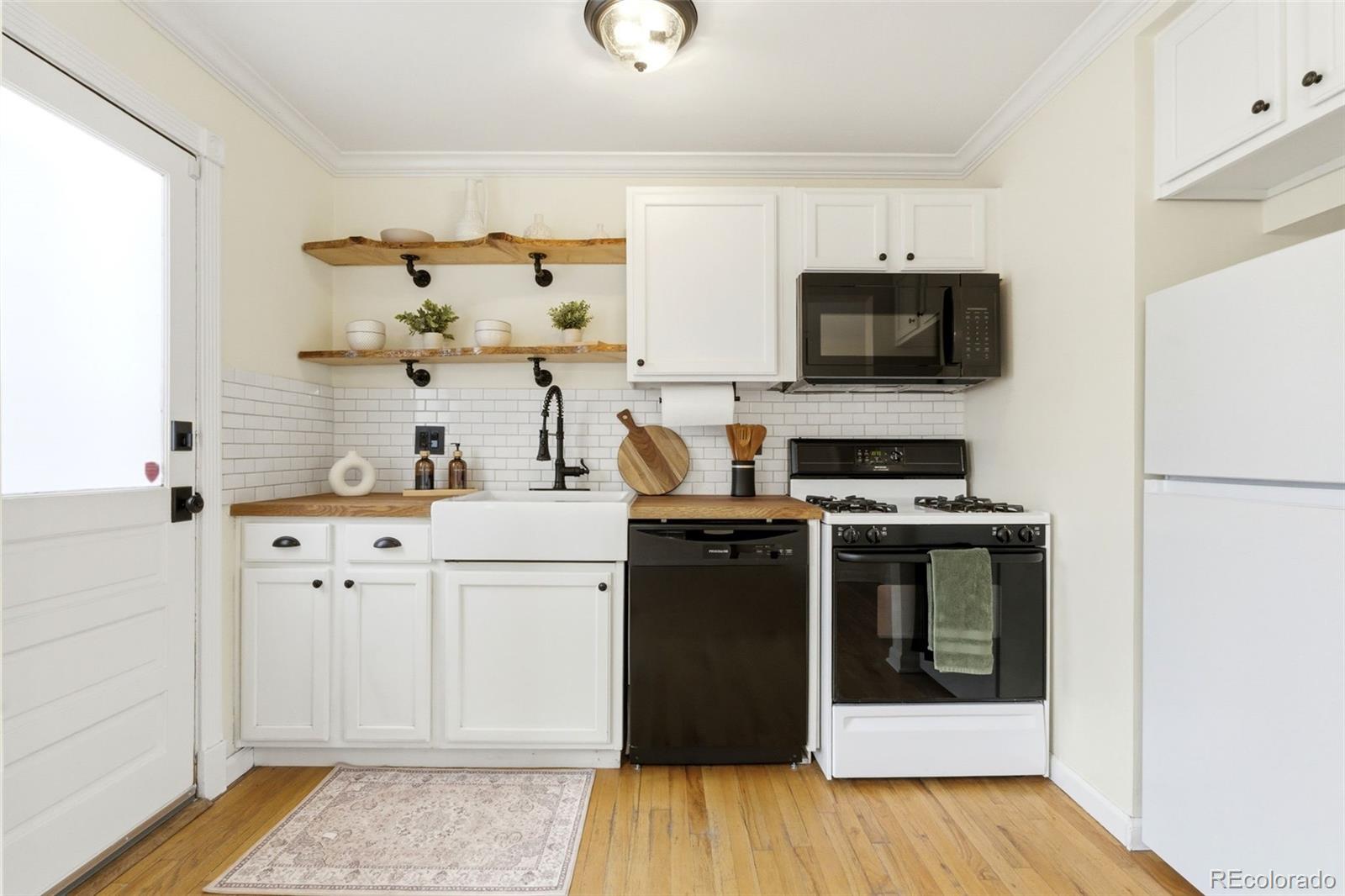 MLS Image #3 for 5018 e 8th avenue,denver, Colorado