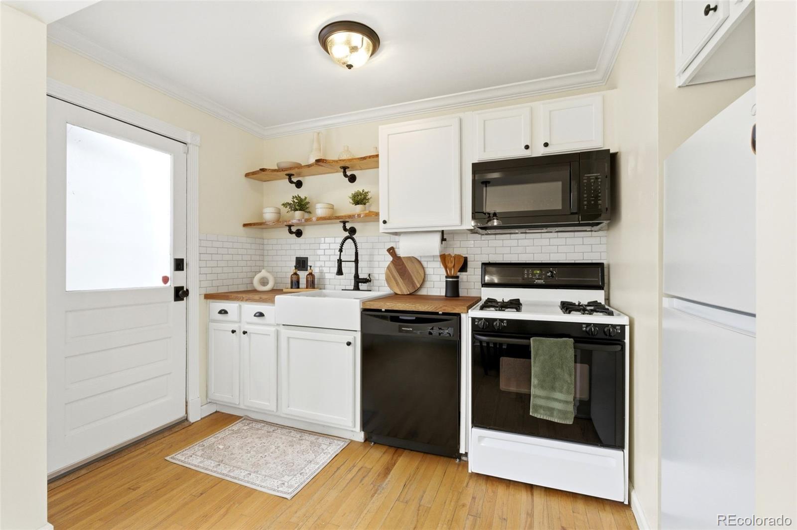MLS Image #9 for 5018 e 8th avenue,denver, Colorado