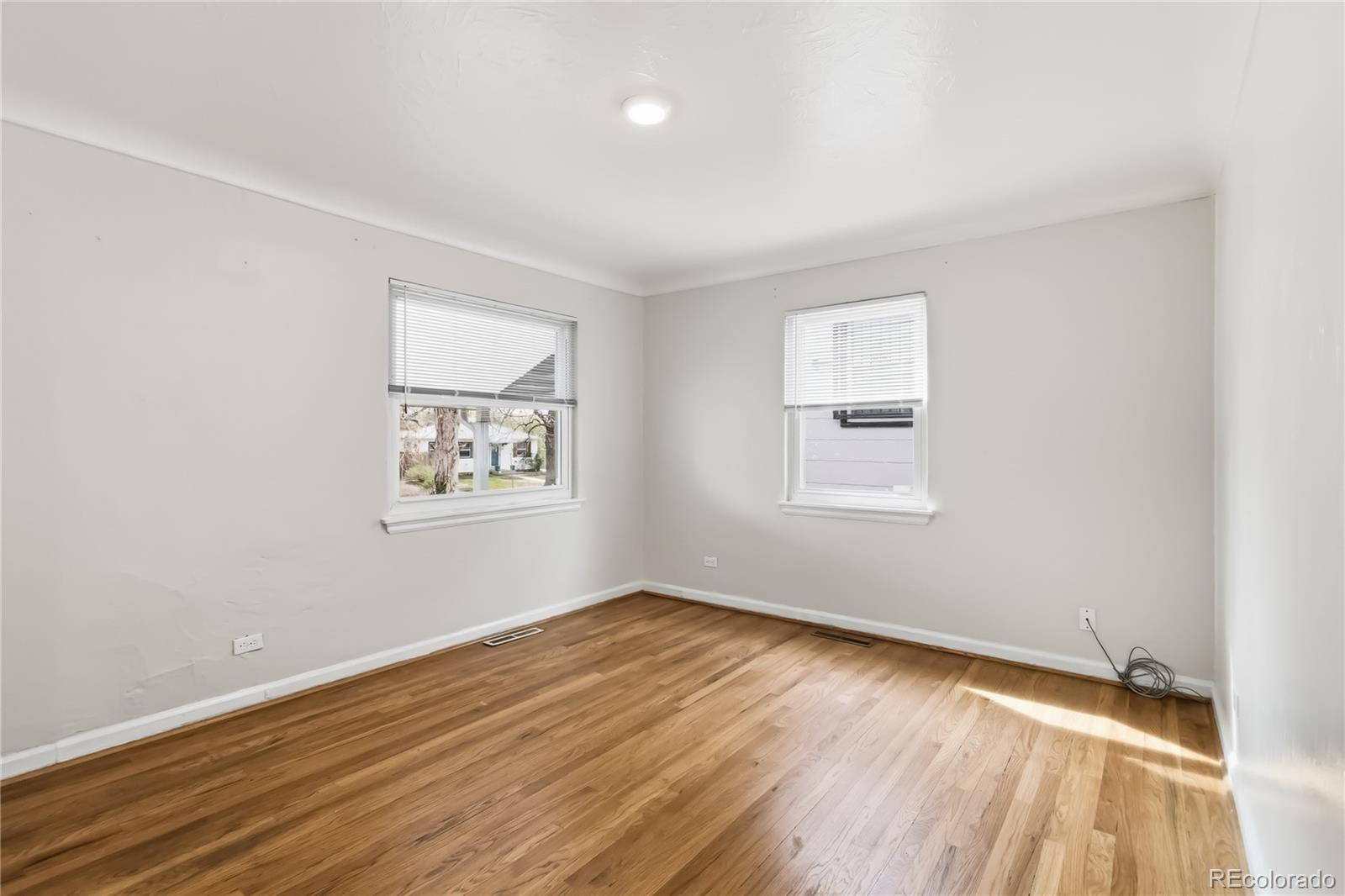 MLS Image #23 for 1225  roslyn street,denver, Colorado