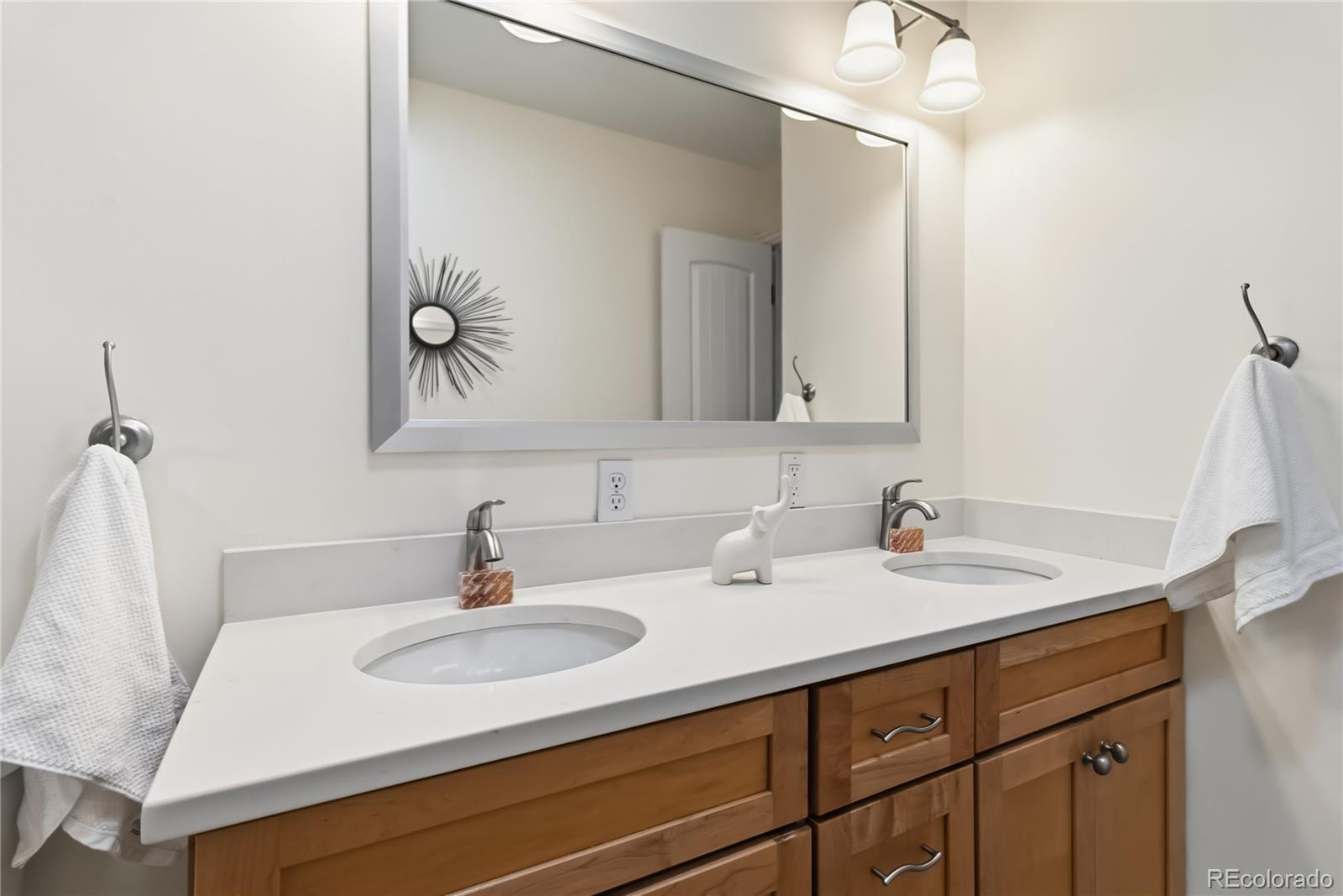 MLS Image #28 for 1225  roslyn street,denver, Colorado