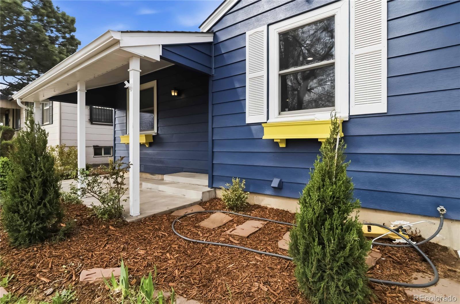 MLS Image #3 for 1225  roslyn street,denver, Colorado