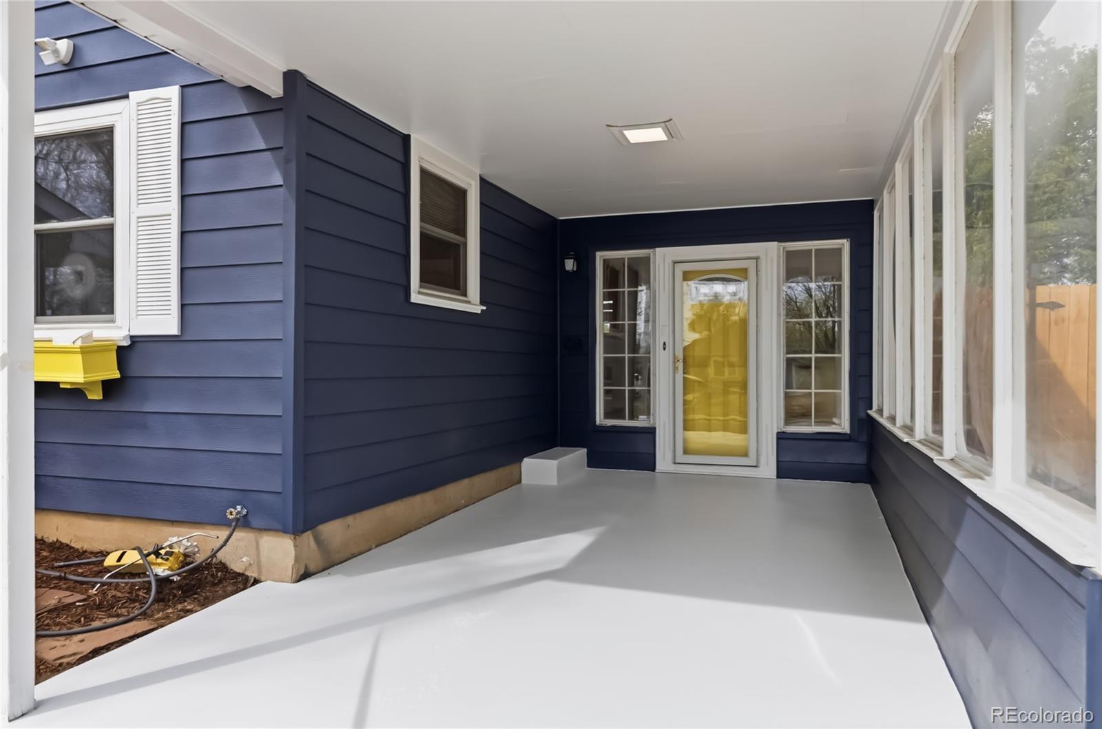 MLS Image #4 for 1225  roslyn street,denver, Colorado