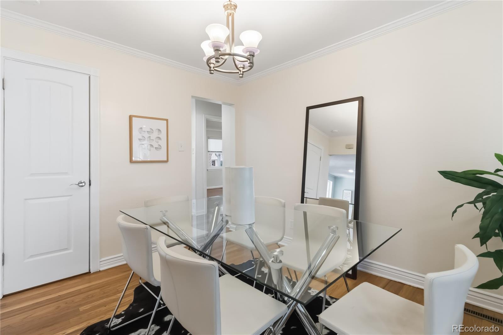 MLS Image #9 for 1225  roslyn street,denver, Colorado