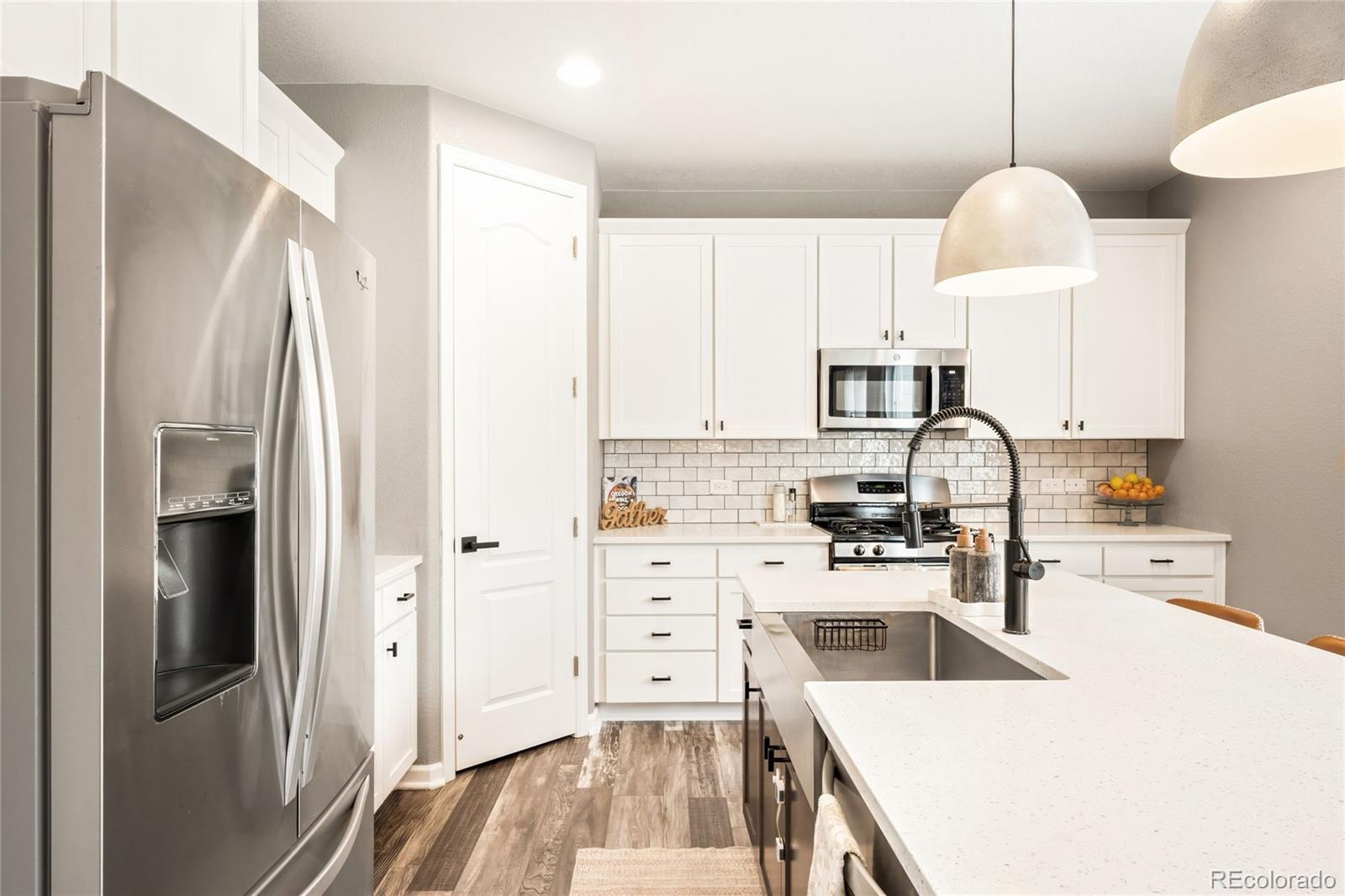MLS Image #11 for 3065  rising moon way,castle rock, Colorado