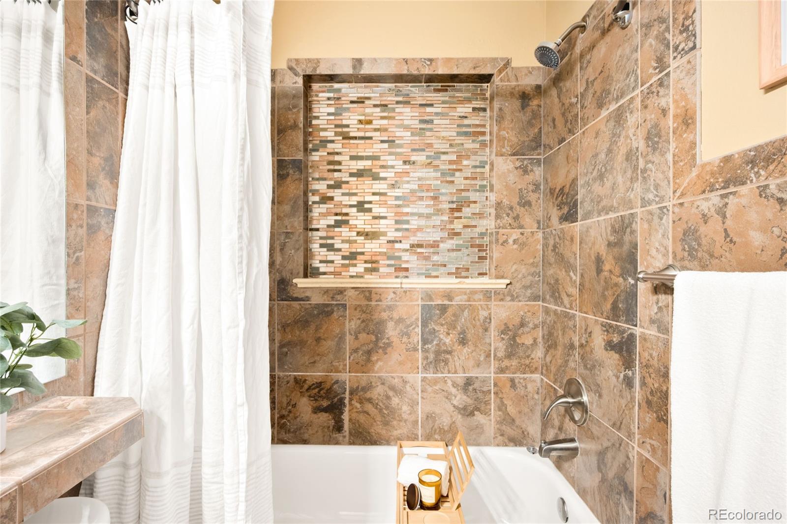 MLS Image #29 for 2051  olive street,denver, Colorado