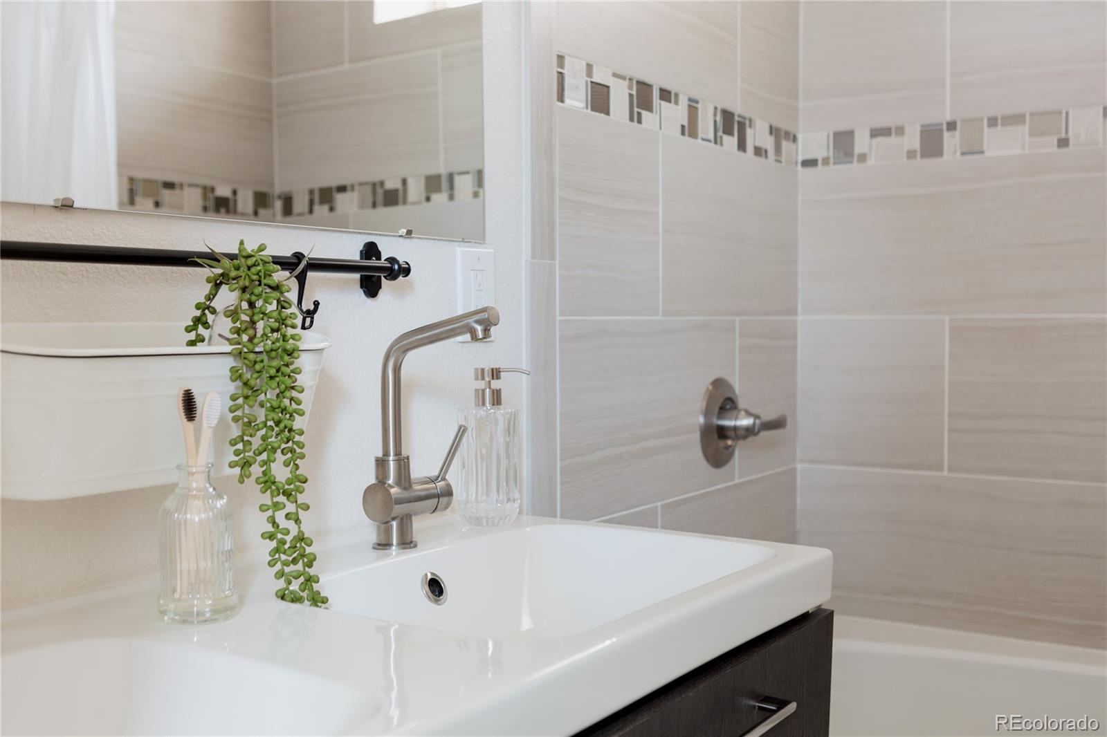 MLS Image #23 for 4315  decatur street,denver, Colorado