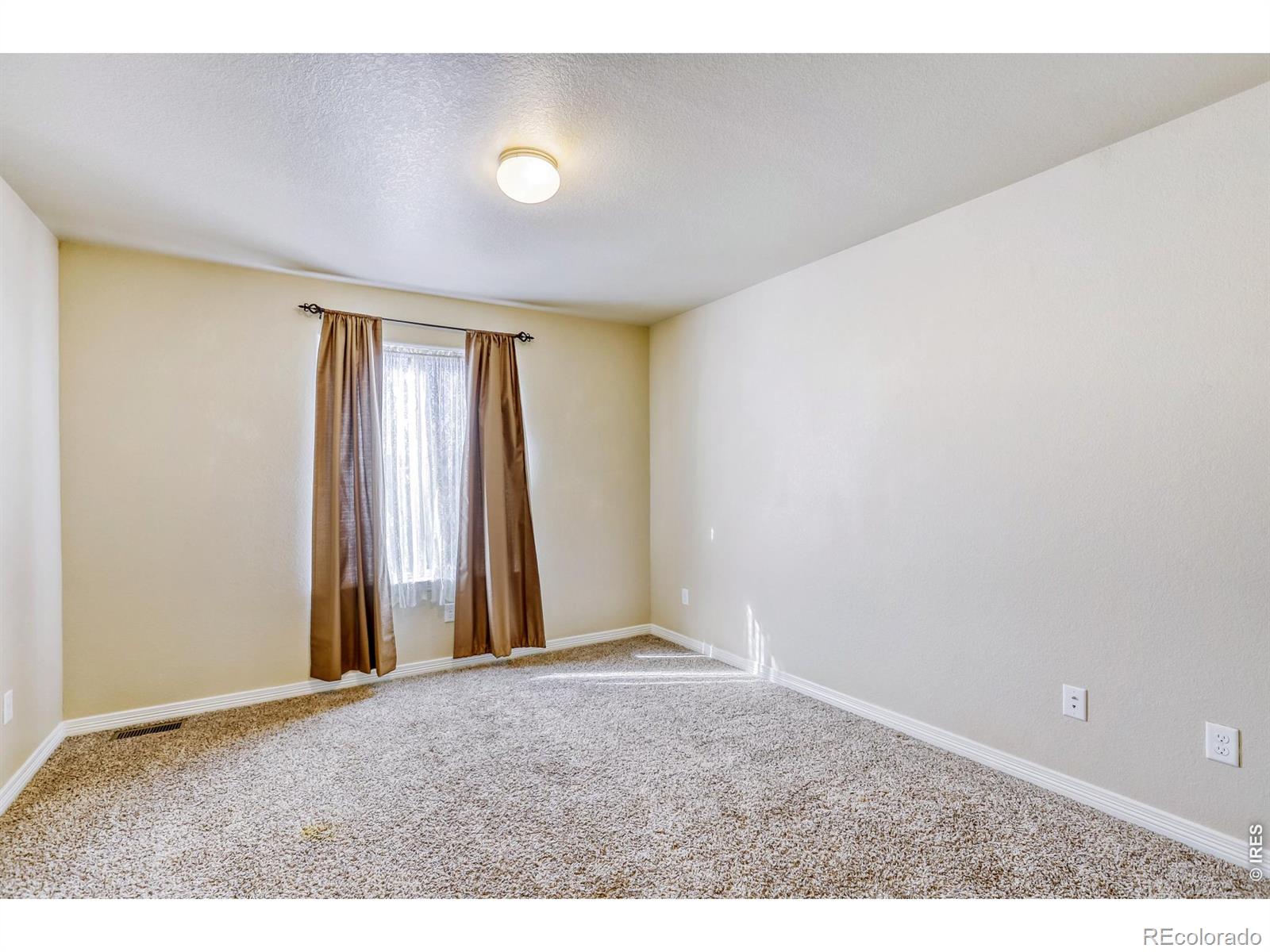 MLS Image #18 for 2731  bridle drive,mead, Colorado