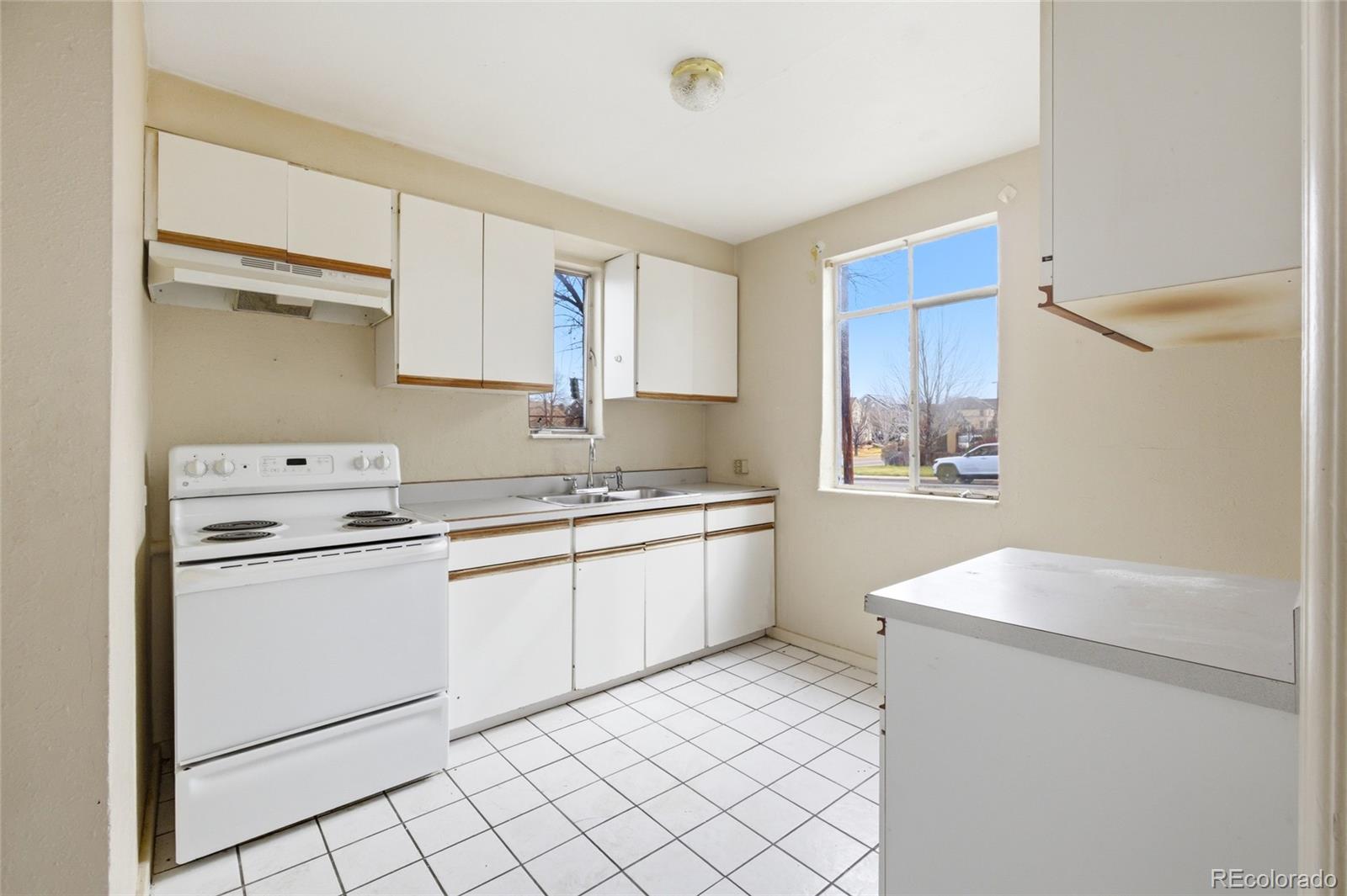 MLS Image #3 for 791  quebec street,denver, Colorado