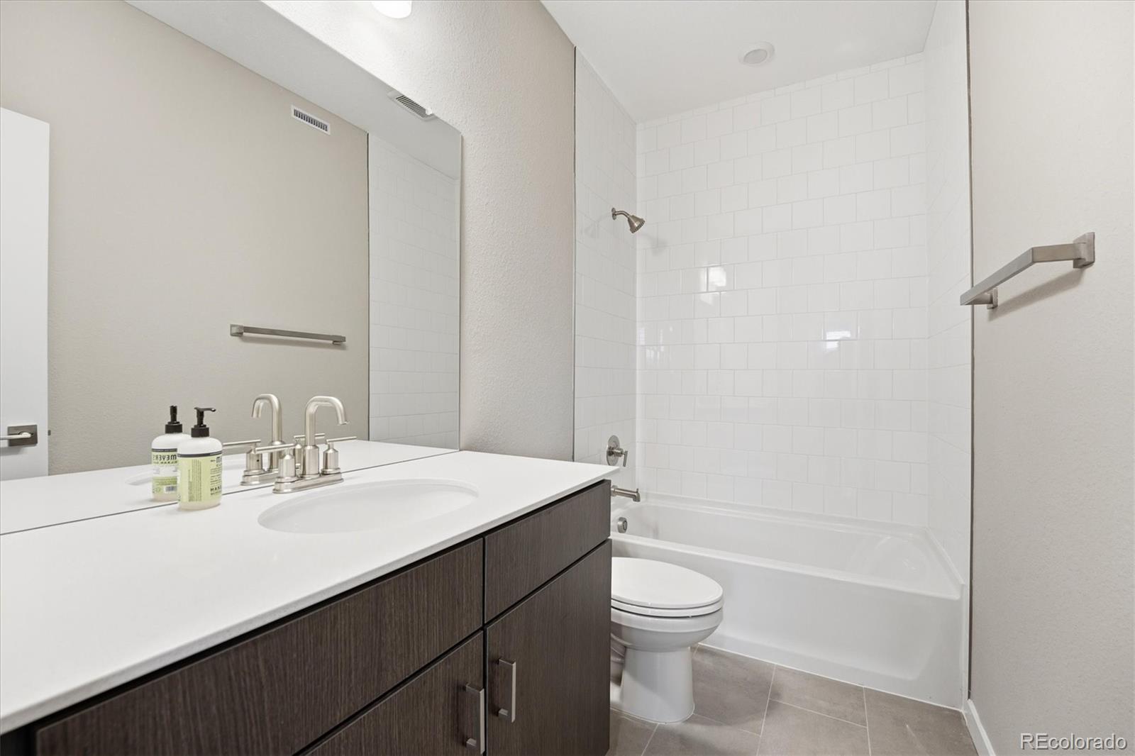 MLS Image #18 for 8393  mount kataka street,littleton, Colorado
