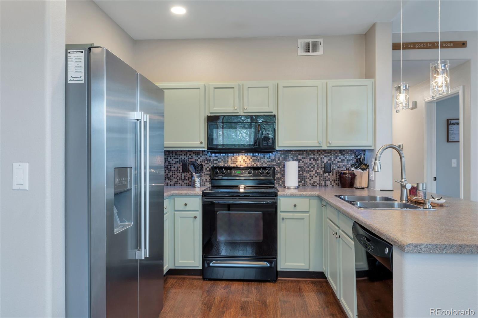 MLS Image #5 for 8500 e jefferson avenue 11f,denver, Colorado