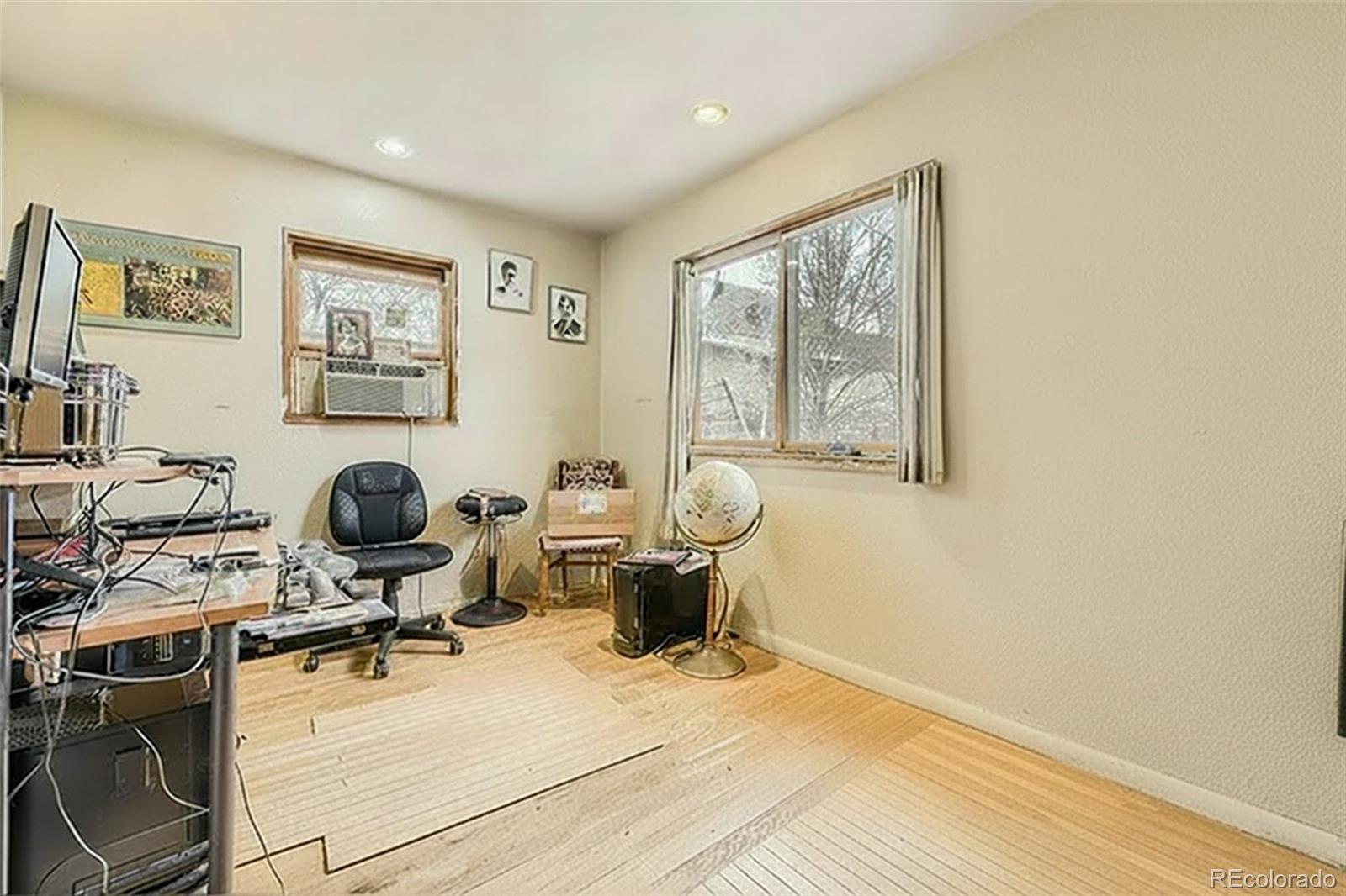 MLS Image #15 for 1824 s logan street,denver, Colorado