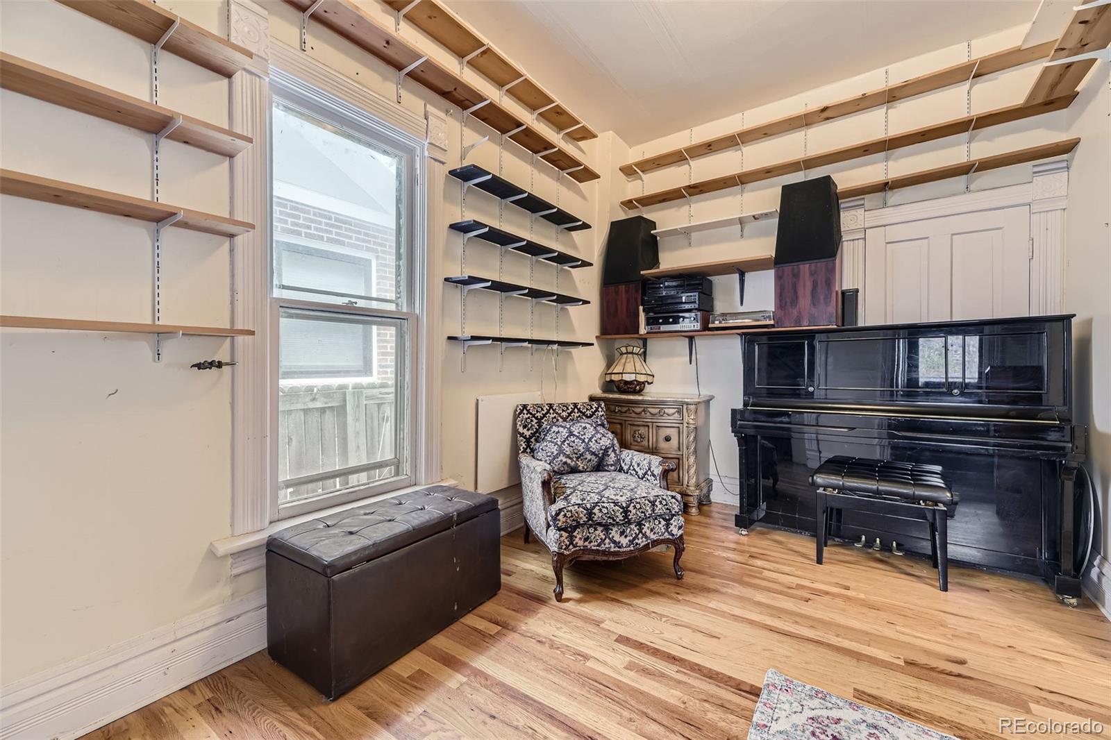 MLS Image #4 for 1824 s logan street,denver, Colorado