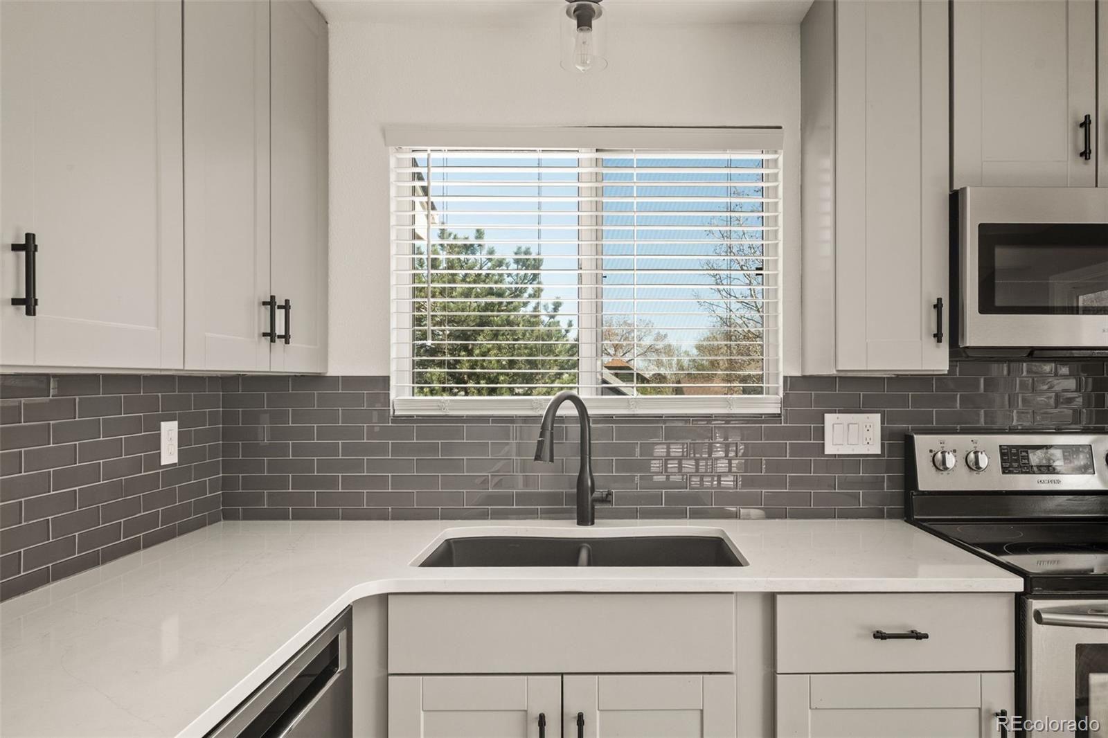 MLS Image #18 for 5594 s zang street,littleton, Colorado