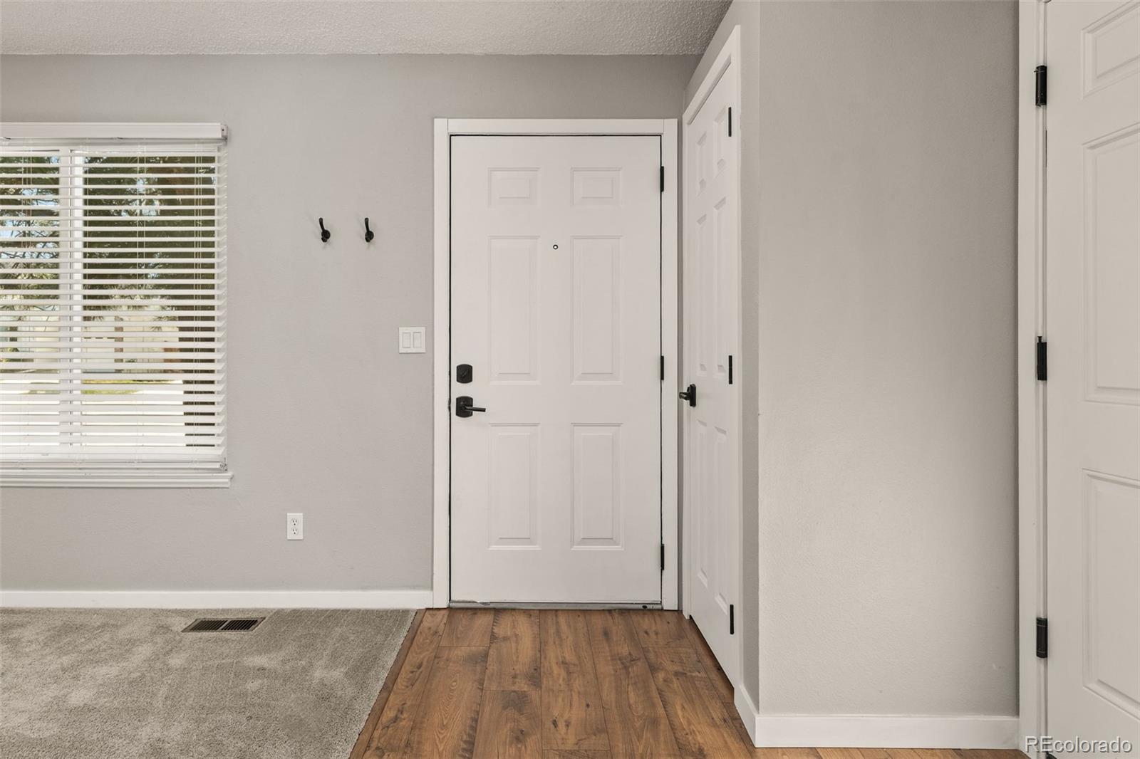 MLS Image #5 for 5594 s zang street,littleton, Colorado