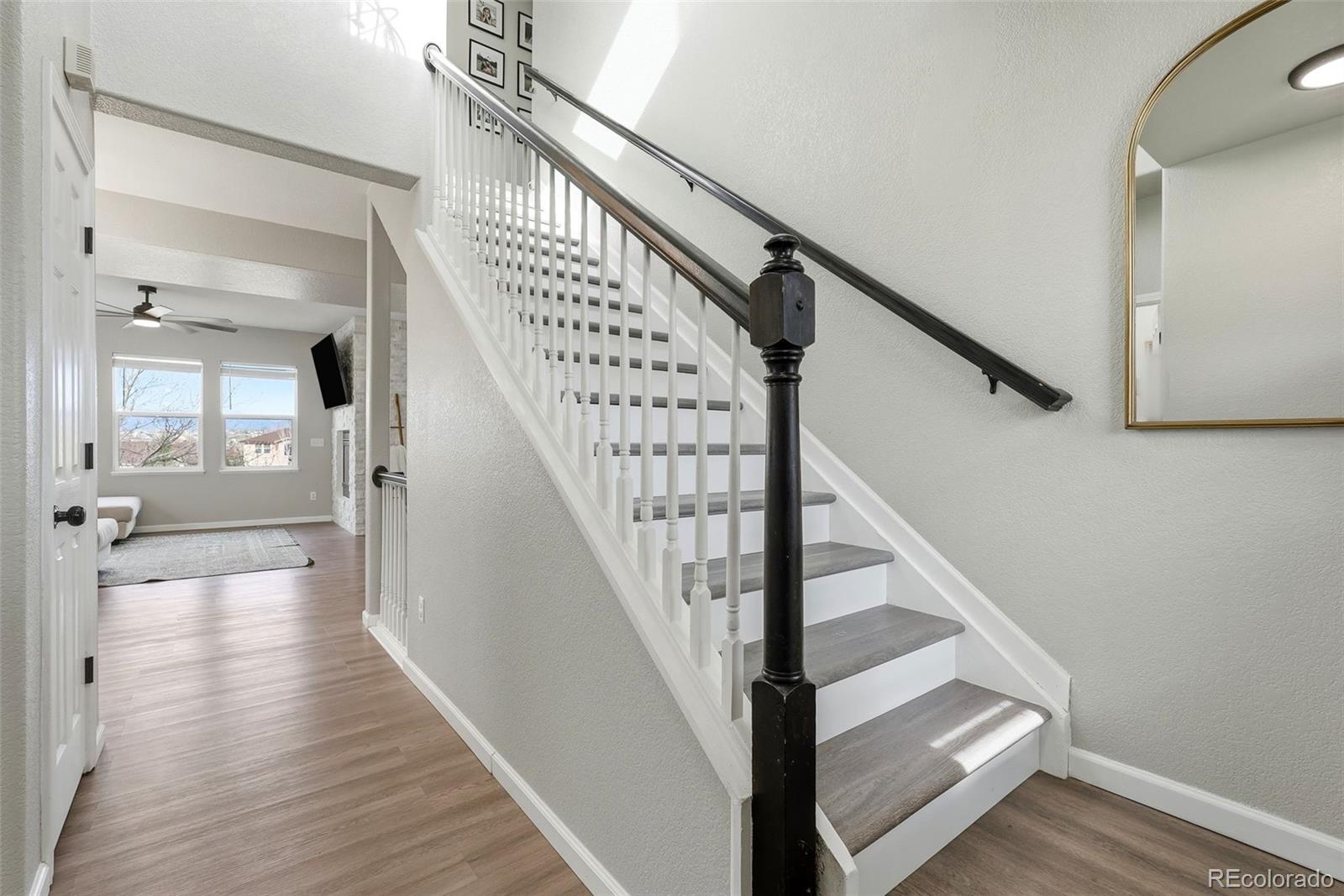 MLS Image #2 for 6290  canyon crest loop,colorado springs, Colorado
