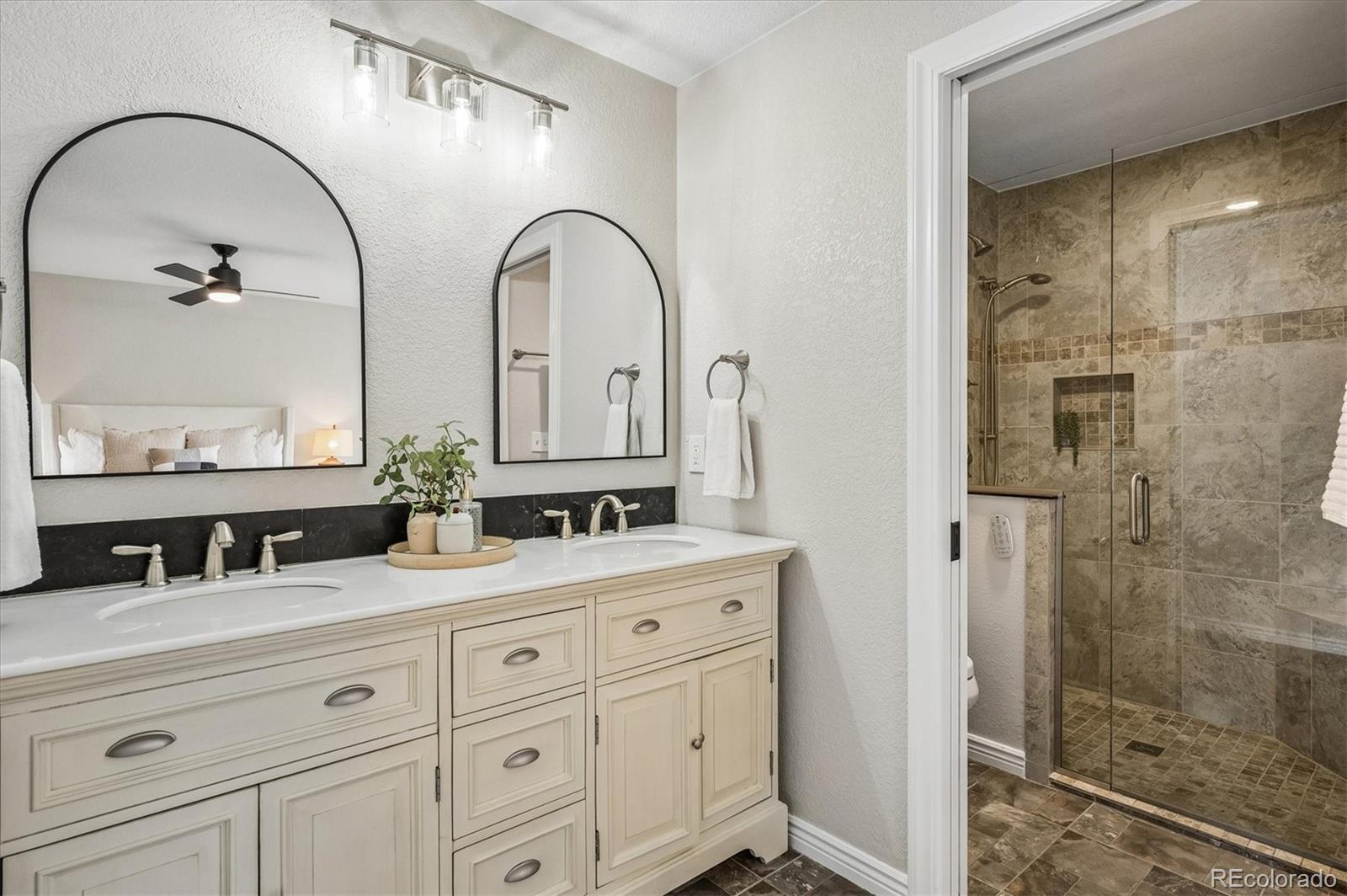 MLS Image #14 for 10138 w roxbury avenue,littleton, Colorado