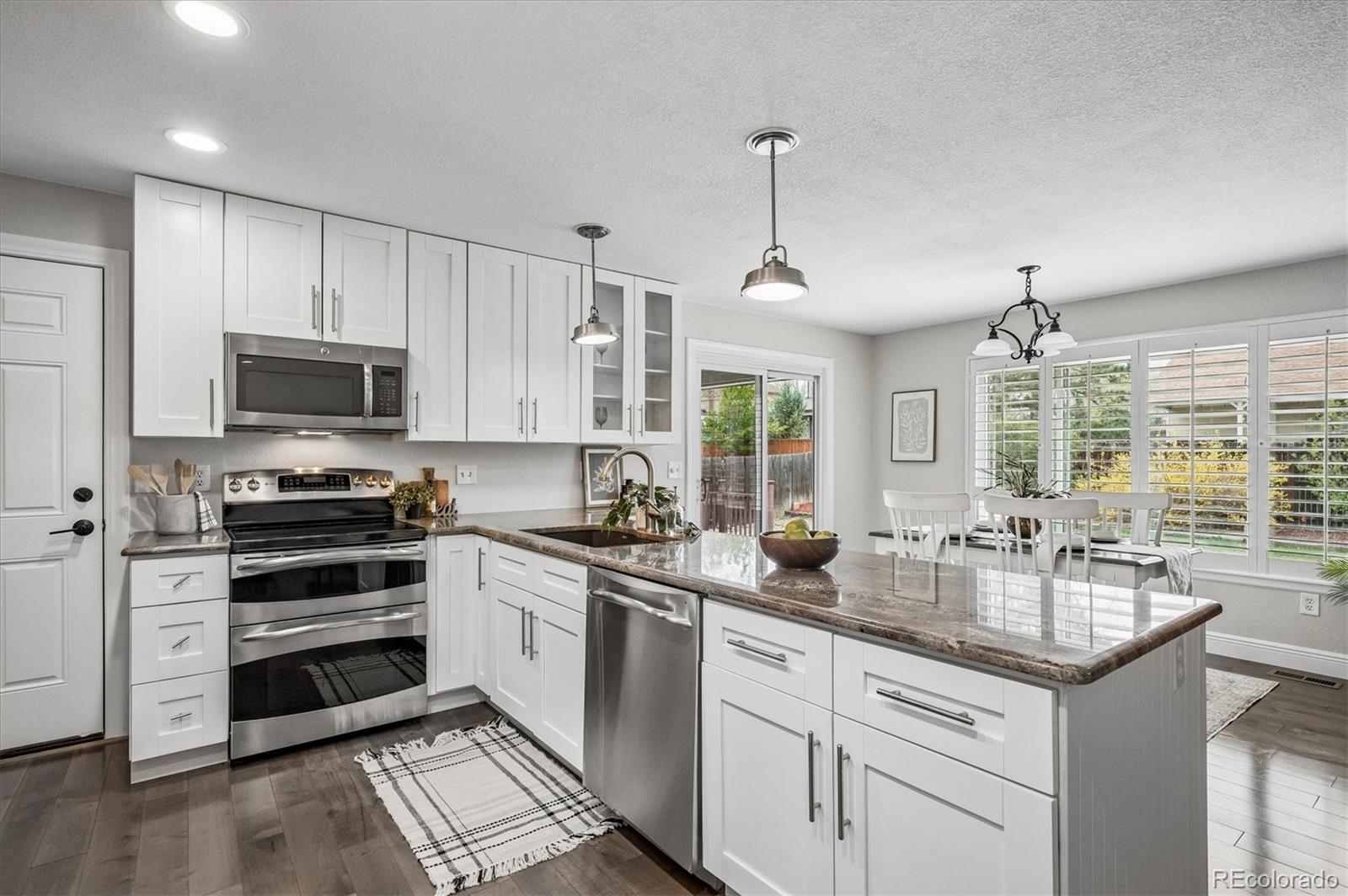 MLS Image #6 for 10138 w roxbury avenue,littleton, Colorado